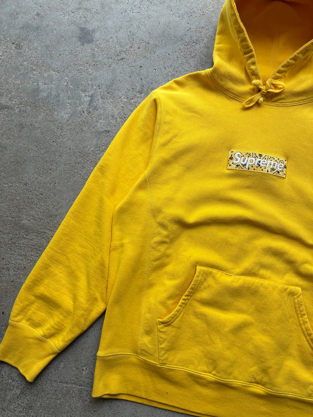 Supreme “BANDANA” Box Logo Hoodie (L)