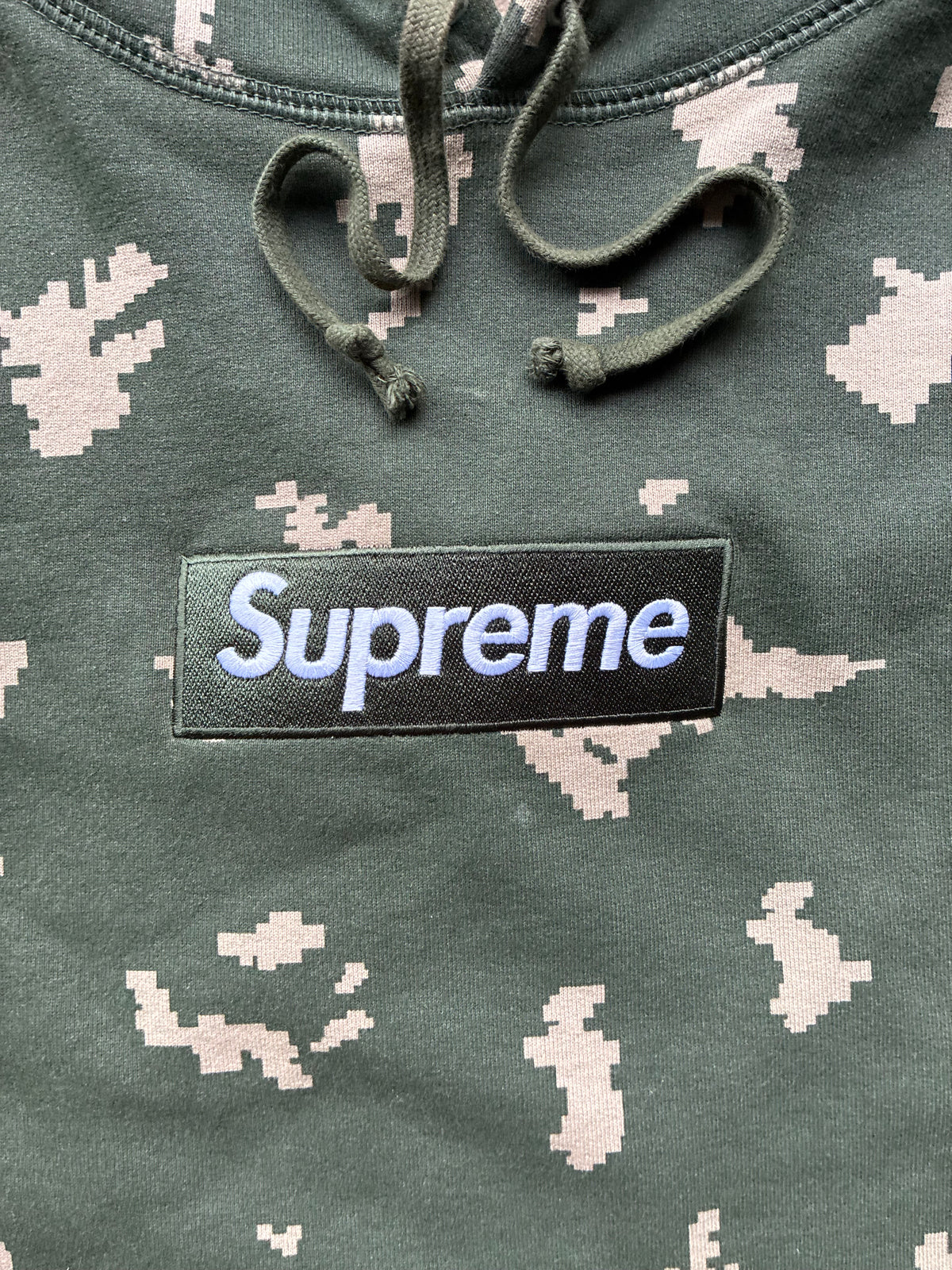 Supreme “CAMO” Box logo hoodie (M)