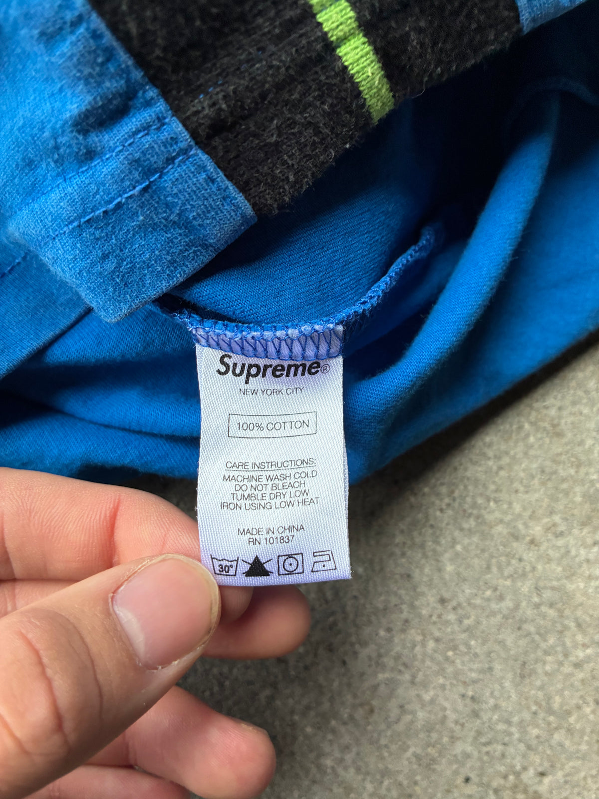 Supreme “VERTICAL LOGO STRIPE LOGO” Long sleeve (XL)