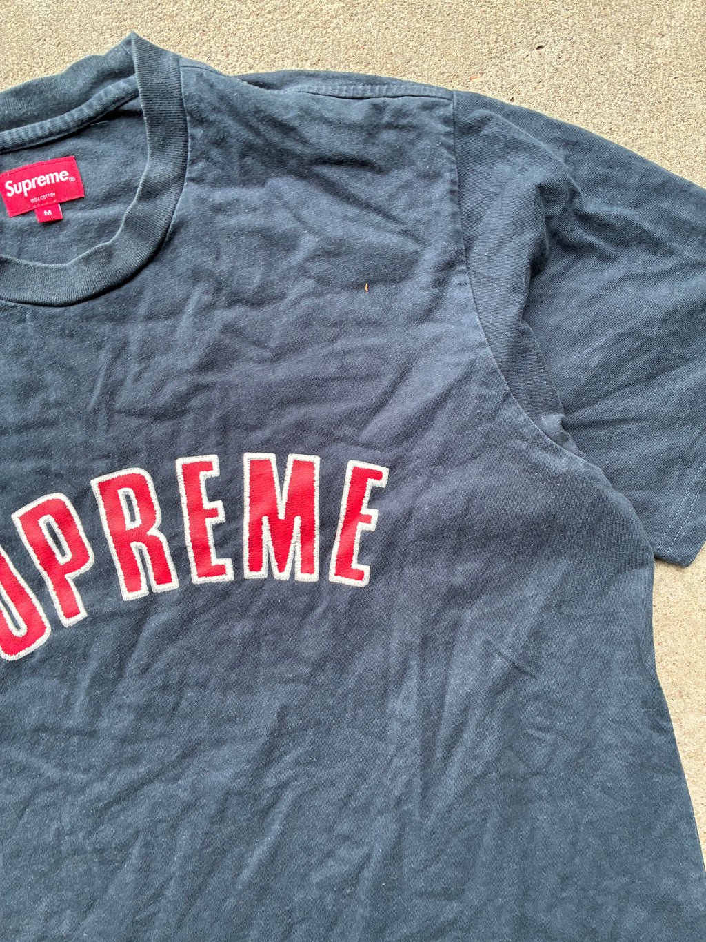Supreme “PRINTED ARC LOGO” Tee (M)