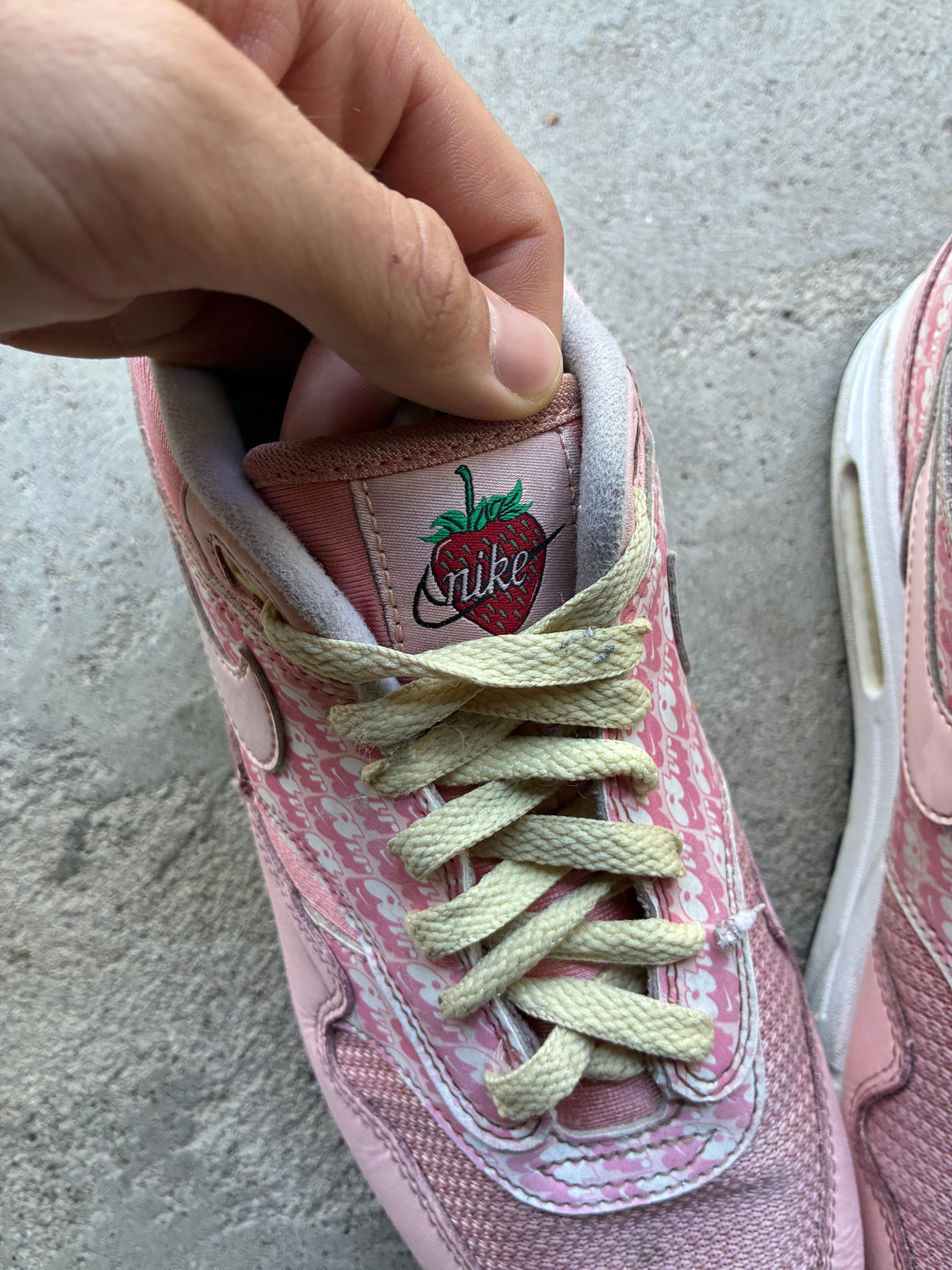 Nike Air Max 1 strawberry lemonade (41)