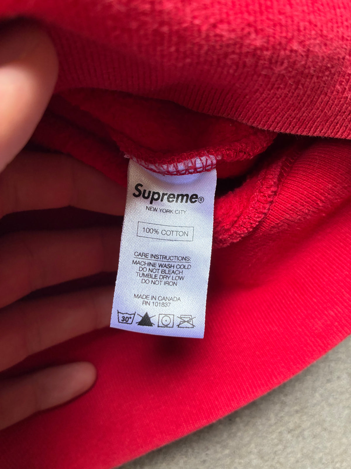 Supreme “LOGO” Zip Up Hoodie (M)