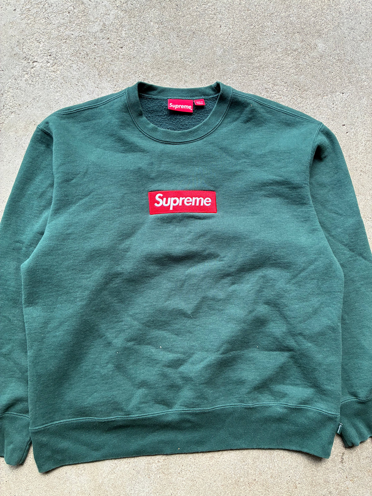 Supreme (FW22 FOREST GREEN) Box Logo. Crewneck (M)