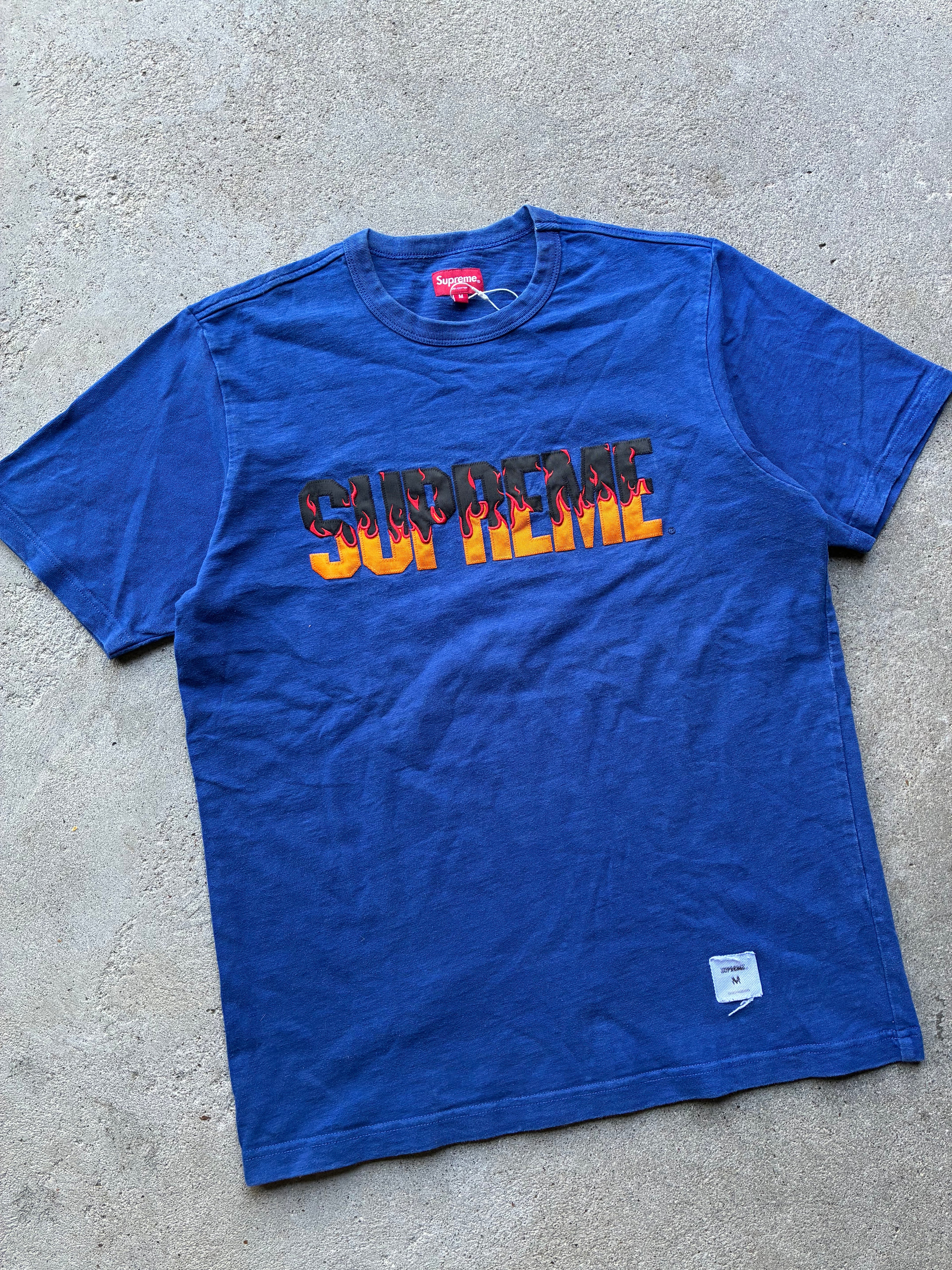 Supreme “FLAMES” Tee (M)