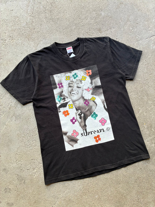 Supreme  “NAOMI CAMPBELL SS20” Tee (M)