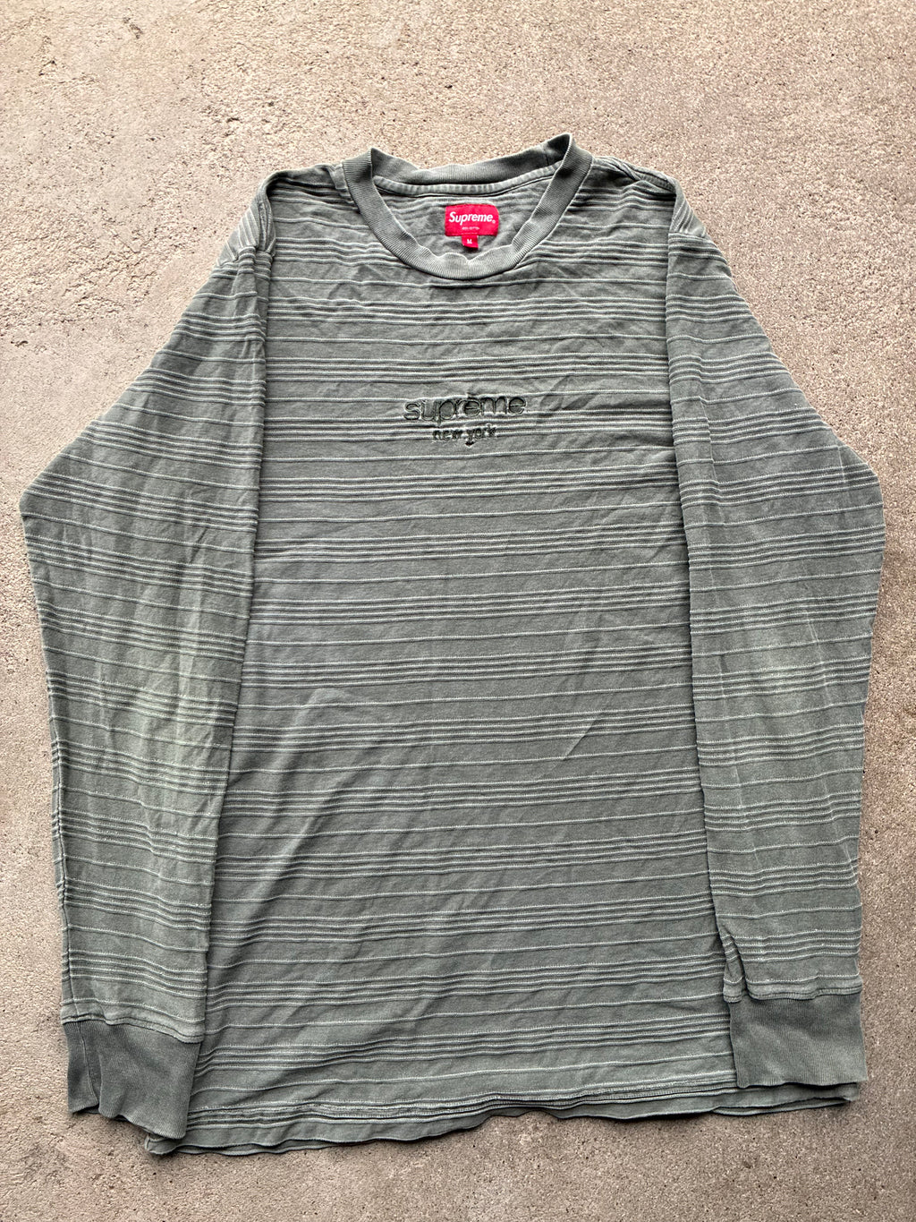 Supreme “RIPPED NEW YORK” Long Sleeve (M)