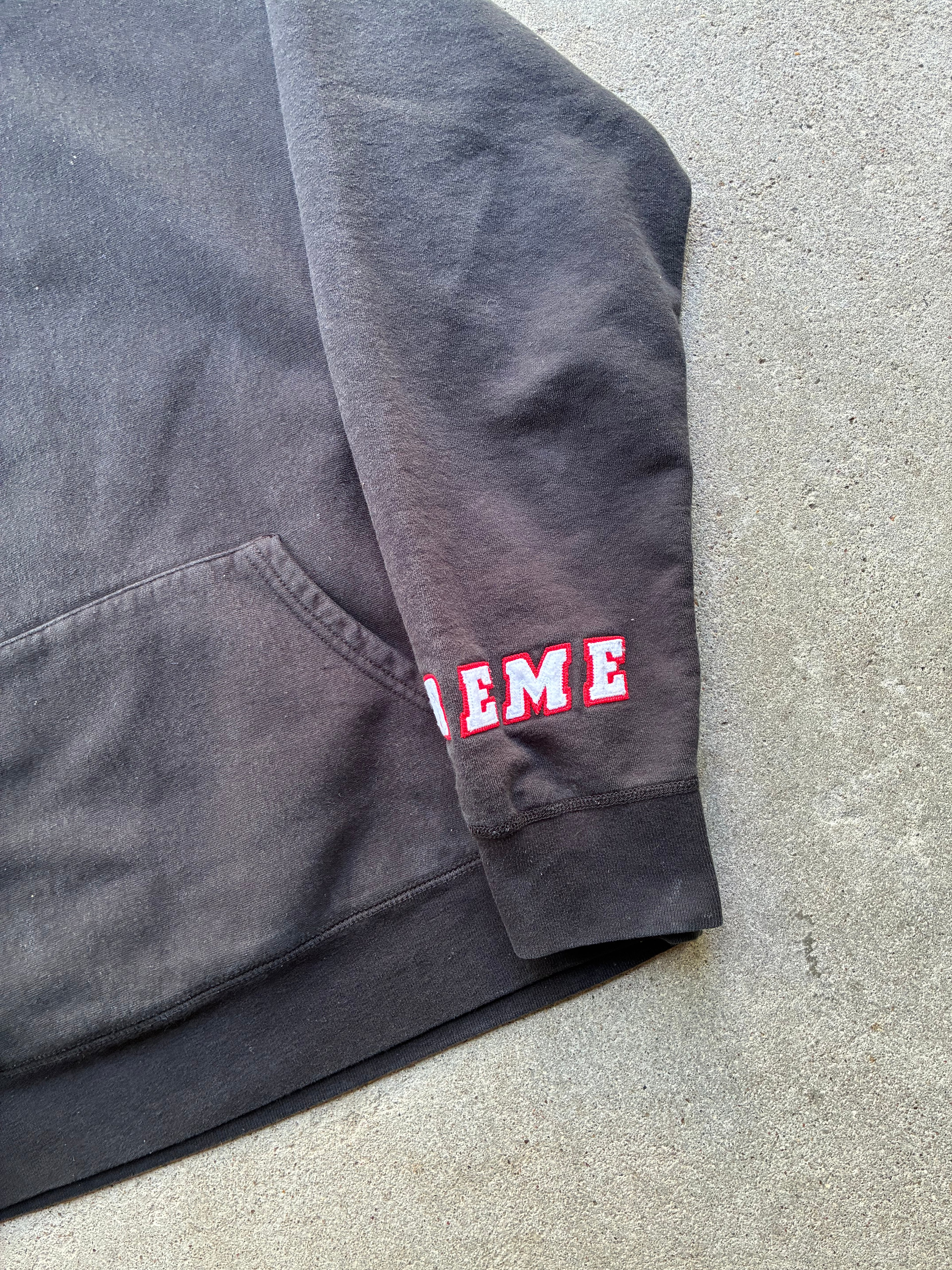 Supreme “WRIST LOGO” Hoodie (M)
