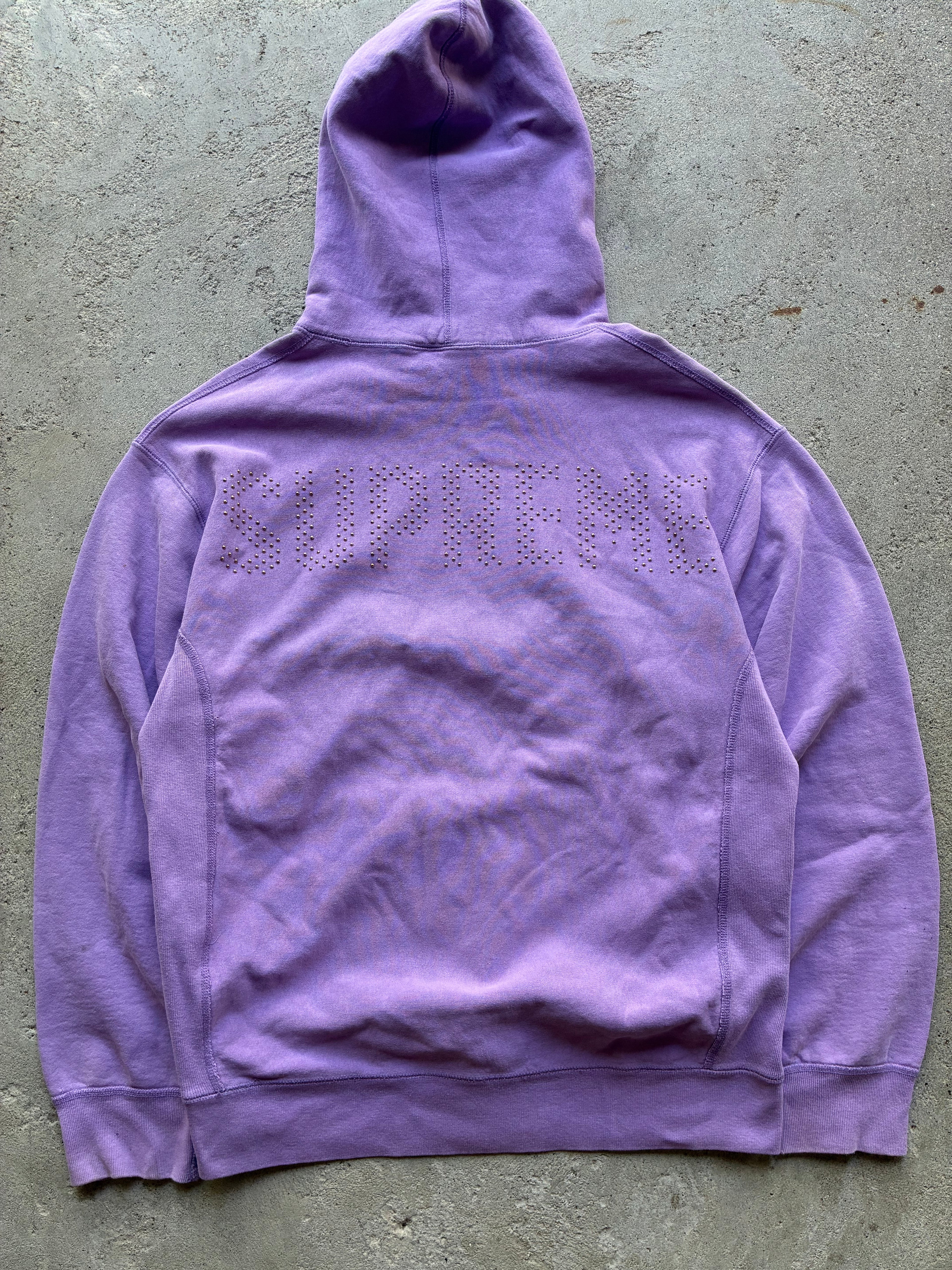 Supreme “STUDDED LOGO” Hoodie (L)