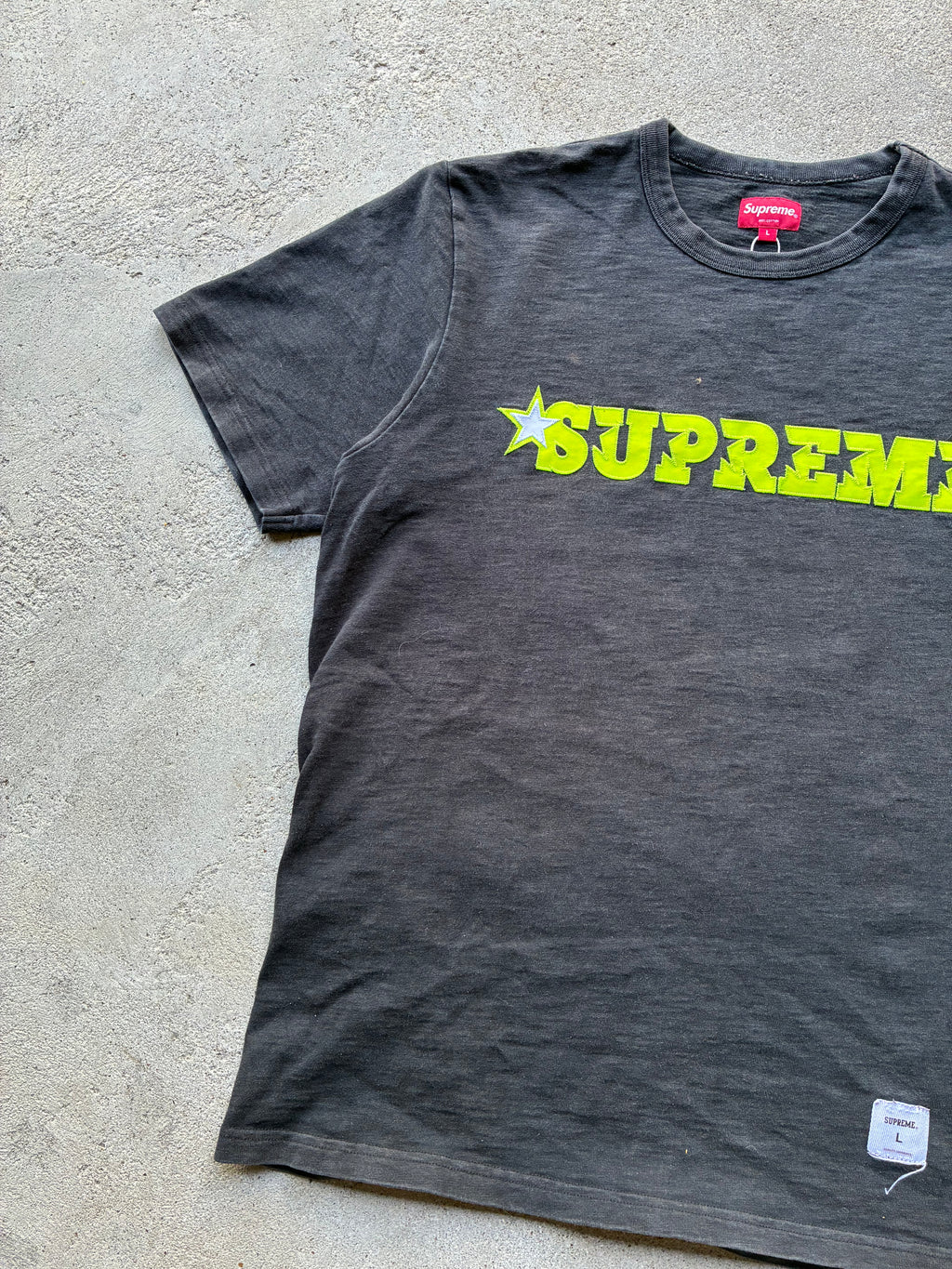 Supreme “STAR LOGO S/S” Tee (L)