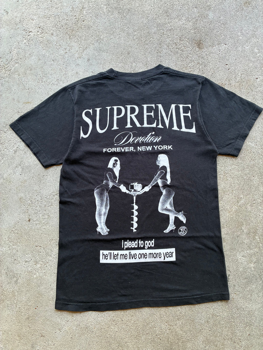 Supreme “DEVOTION BLACK FW25” tee (S)