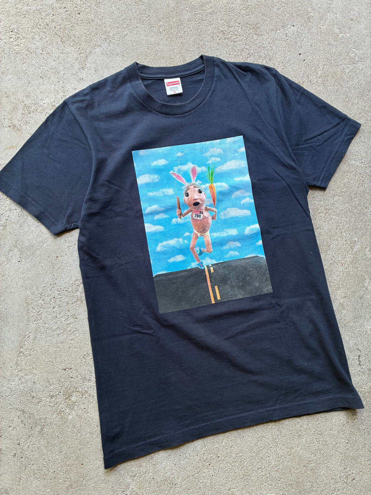 Supreme “MIKE HILL RUNNER” Tee (M)