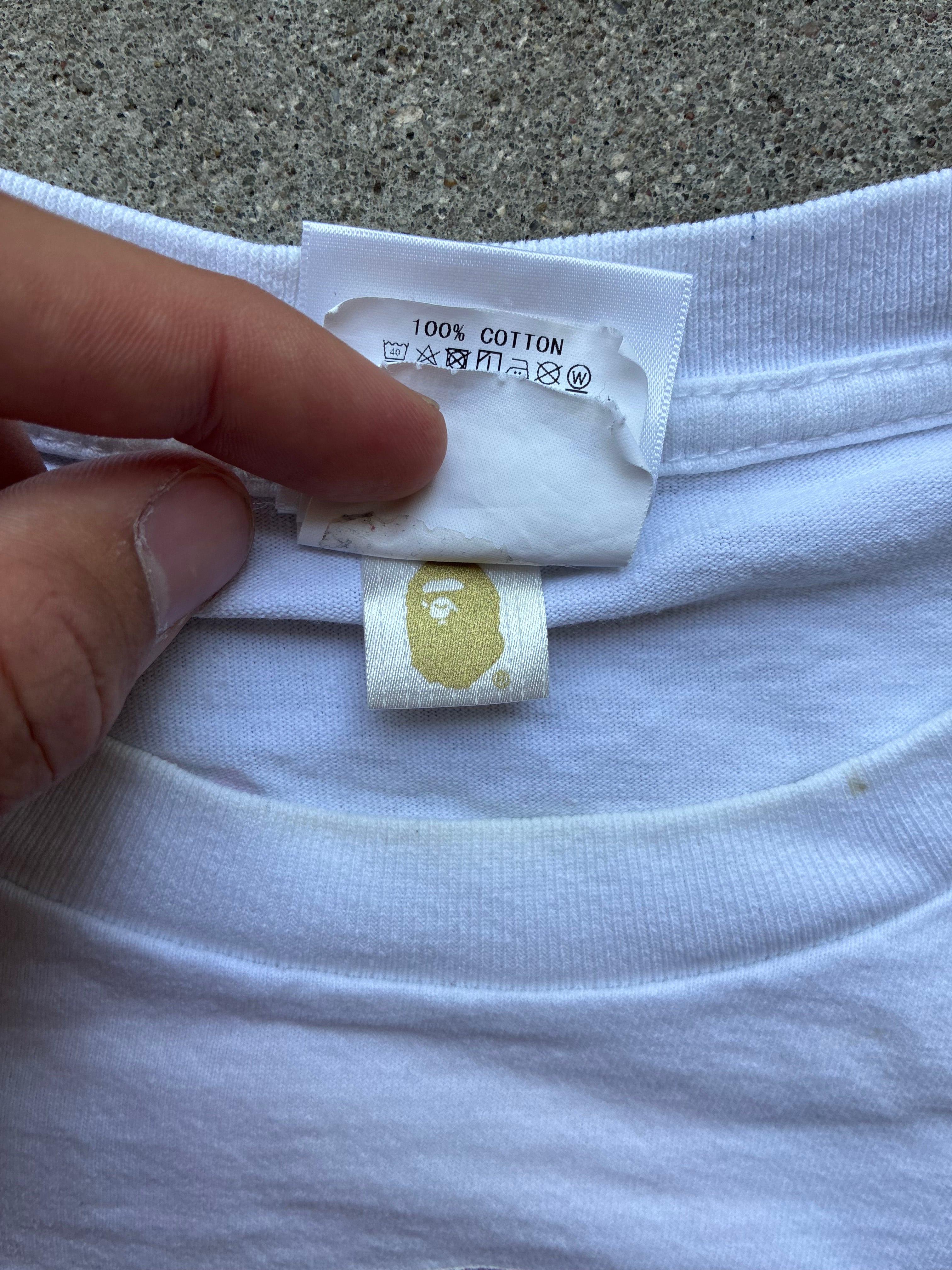Supreme “EKSLUSIVE JAPAN” Tee (L)