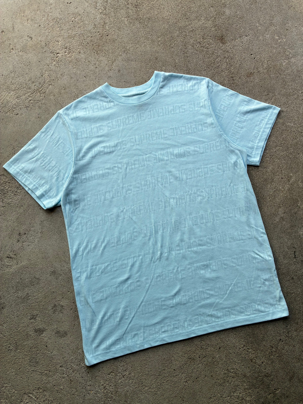 Supreme light blue “MESH STRIPE” tee (L)
