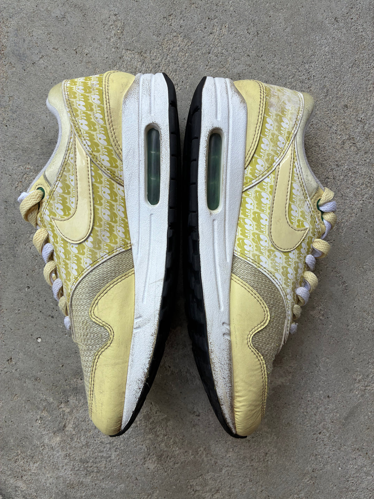 Nike Air Max lemonade (42,5)