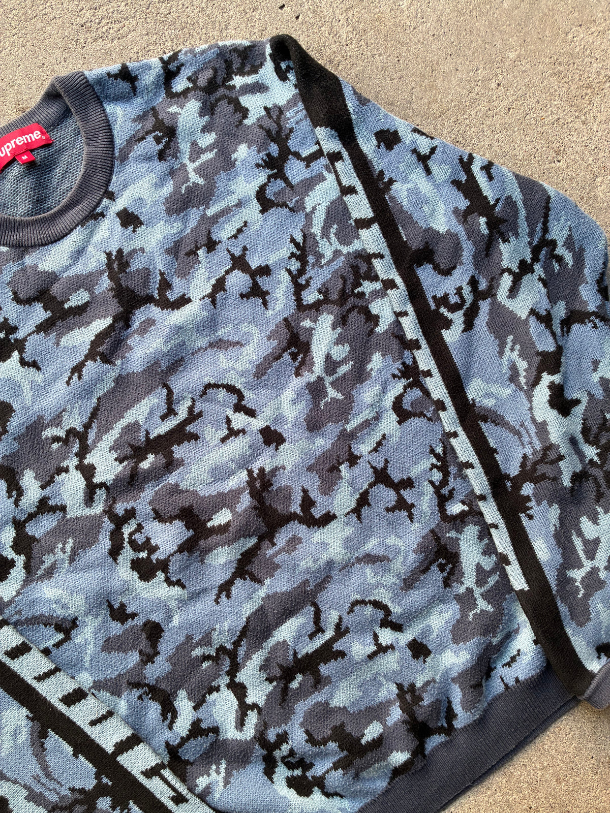 Supreme “SLEEVE STRIPE” Sweater (M)