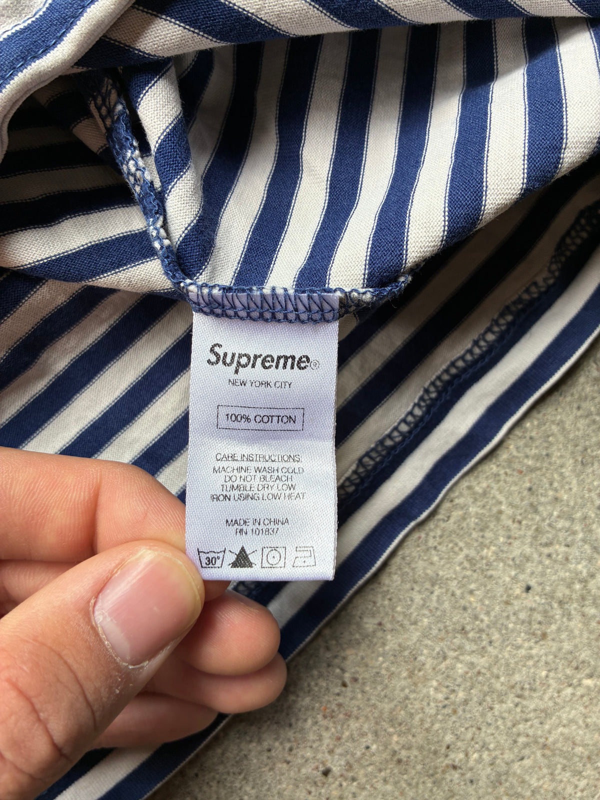 Supreme “STRIPED LOGO” Long Sleeve (M)
