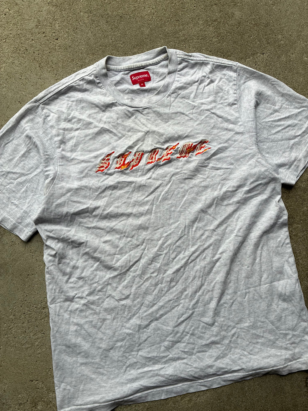 Supreme “FIRE” Tee (M)