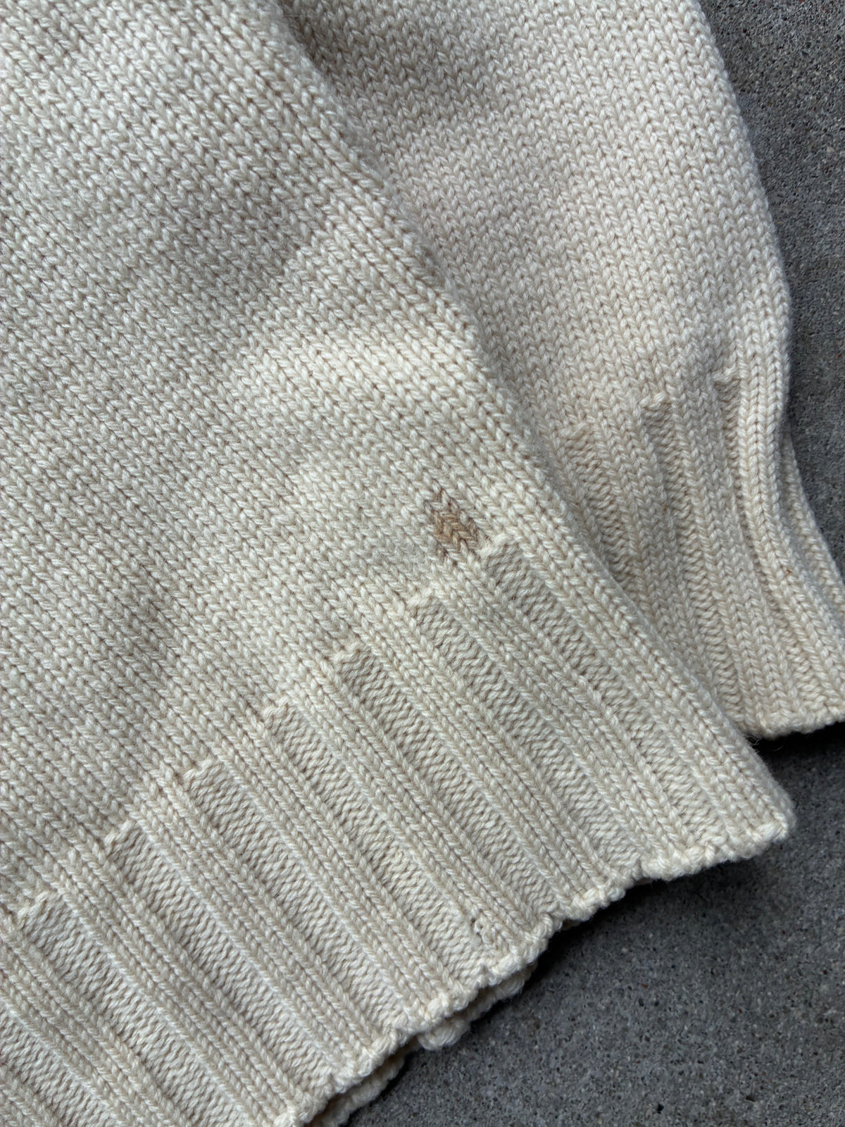 Vintage Stone Island sweater (M-L)