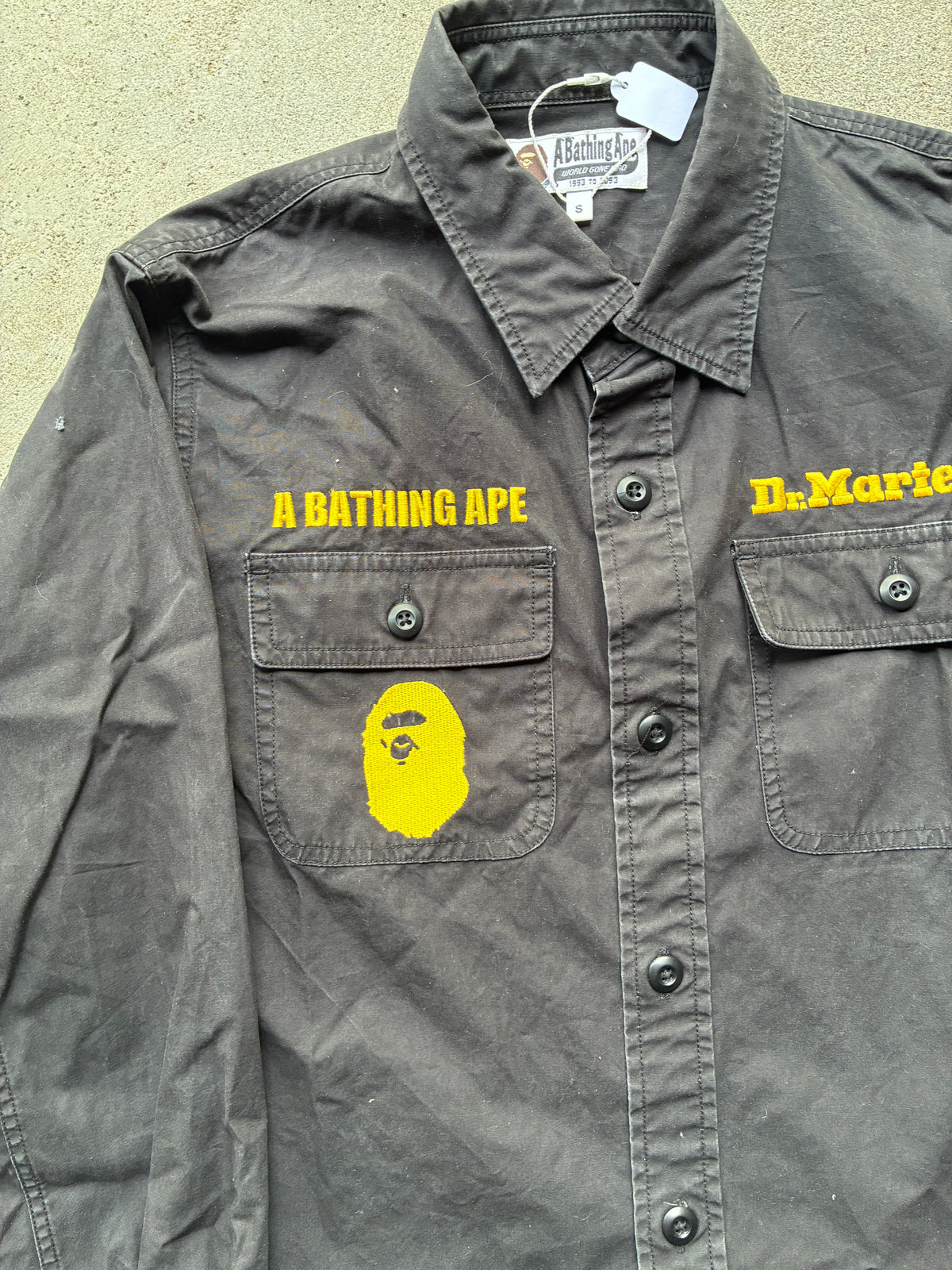 Bape x Dr. Martens skjorte (S)