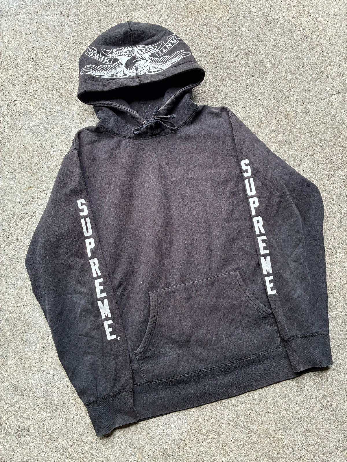 Supreme x Antihero “EAGLE” Hoodie (L)