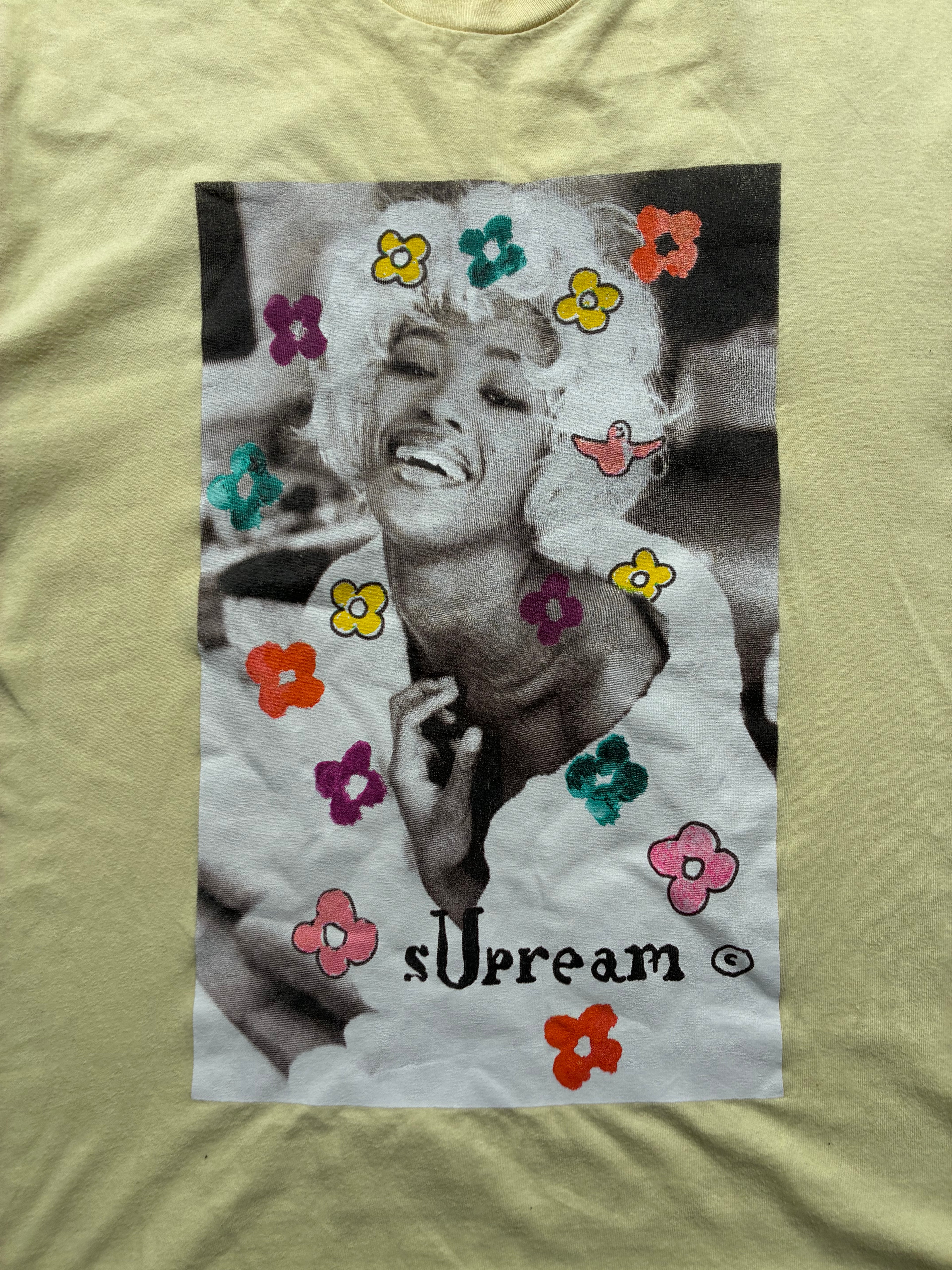 Supreme “NAOMI SS20” Tee (XL)