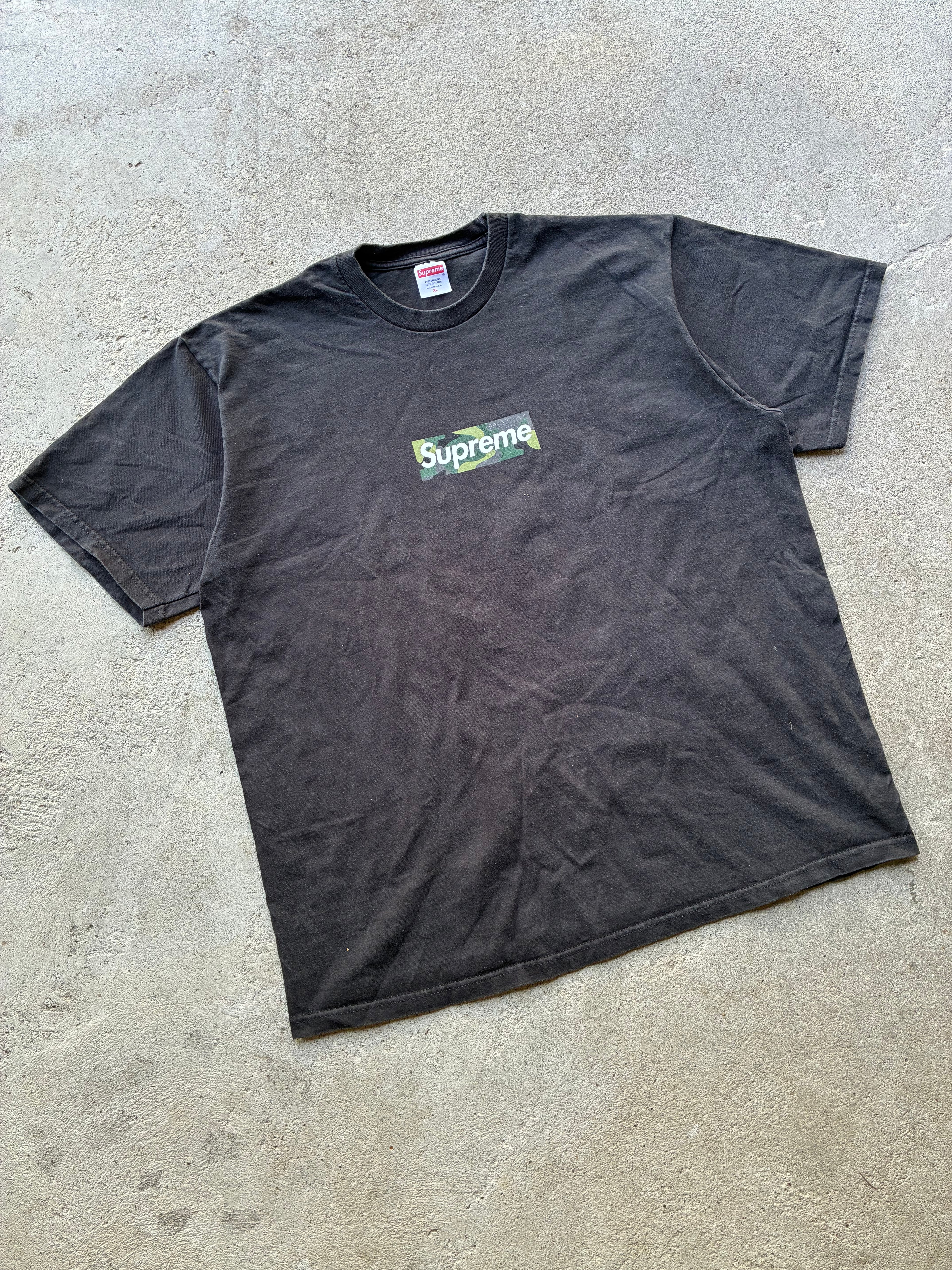 Supreme “CAMO BLACK FW23” Box Logo Tee (XL)