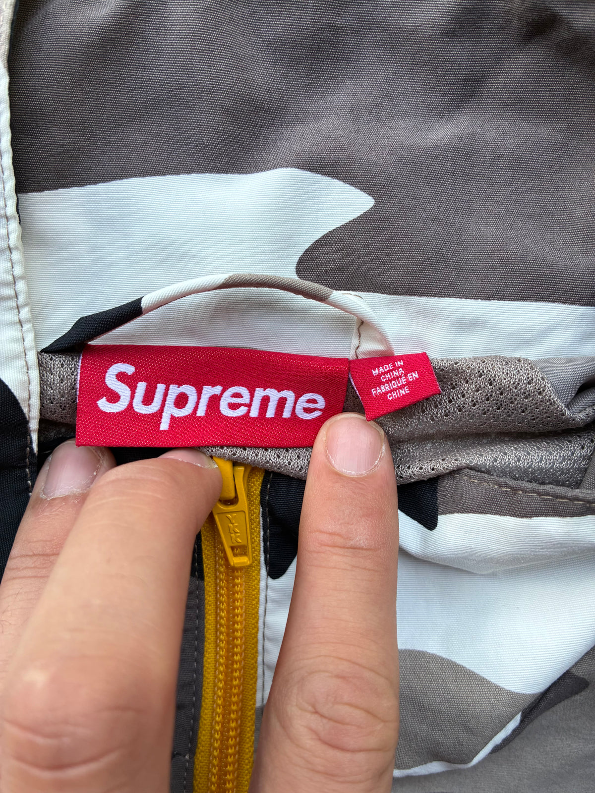 Supreme “CONTRAST ZIP TRACK”  Jacket (M)