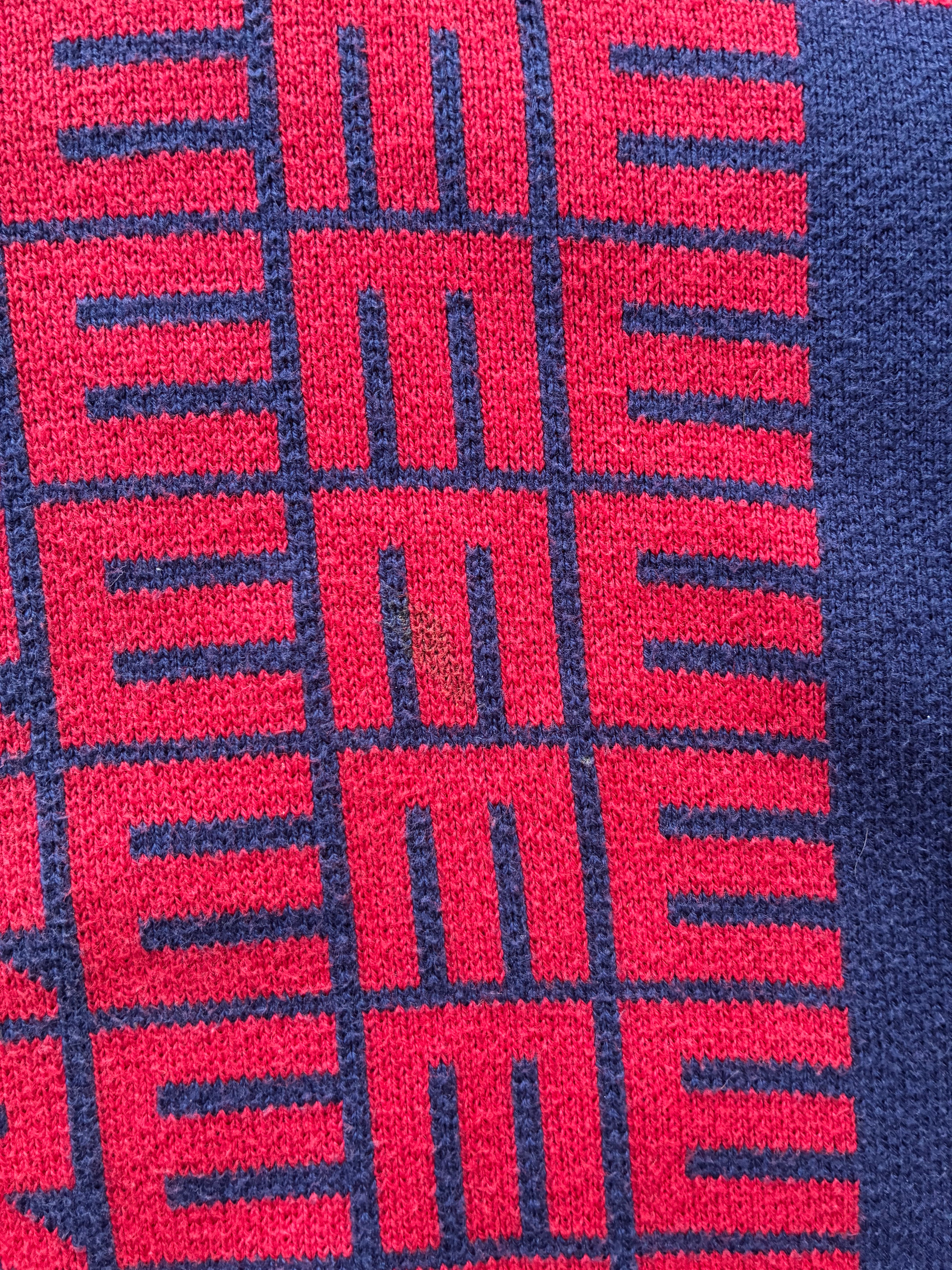 Supreme “REPEAT LOGO” Sweater (XL)