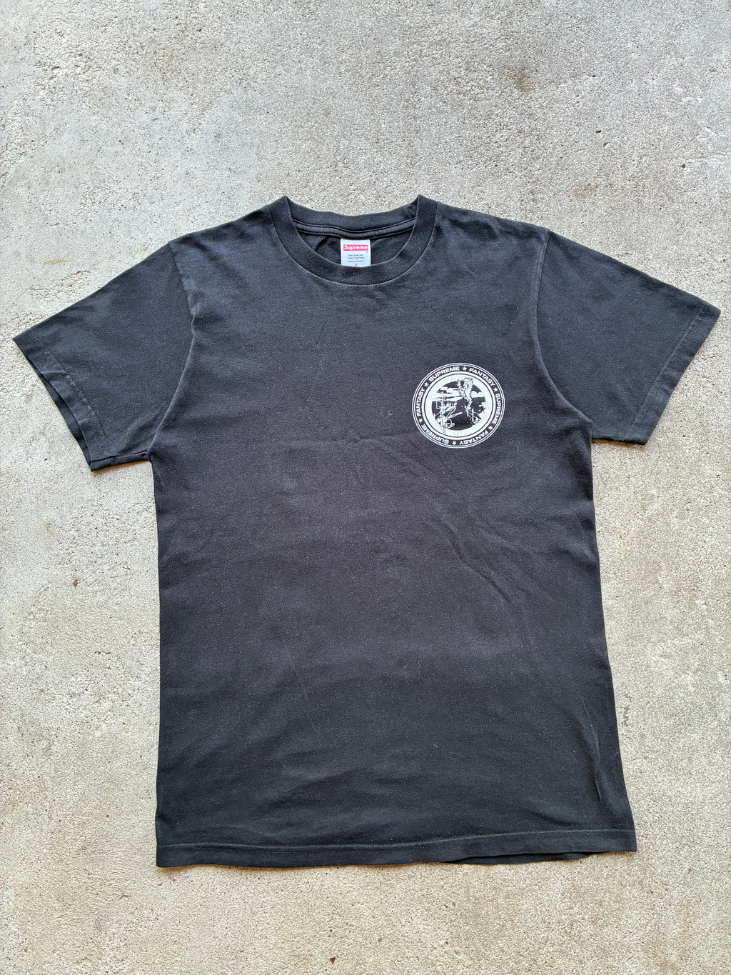 Supreme “DEVOTION BLACK FW25” tee (S)