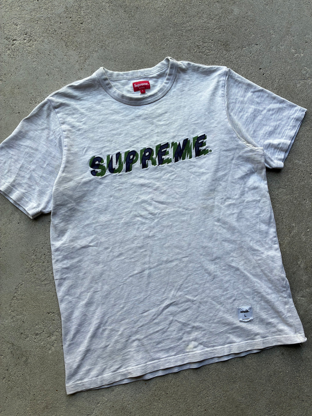 Supreme “SHATTER SS19” Tee (L)