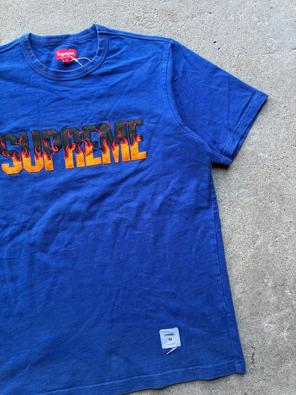 Supreme “FLAMES” Tee (M)