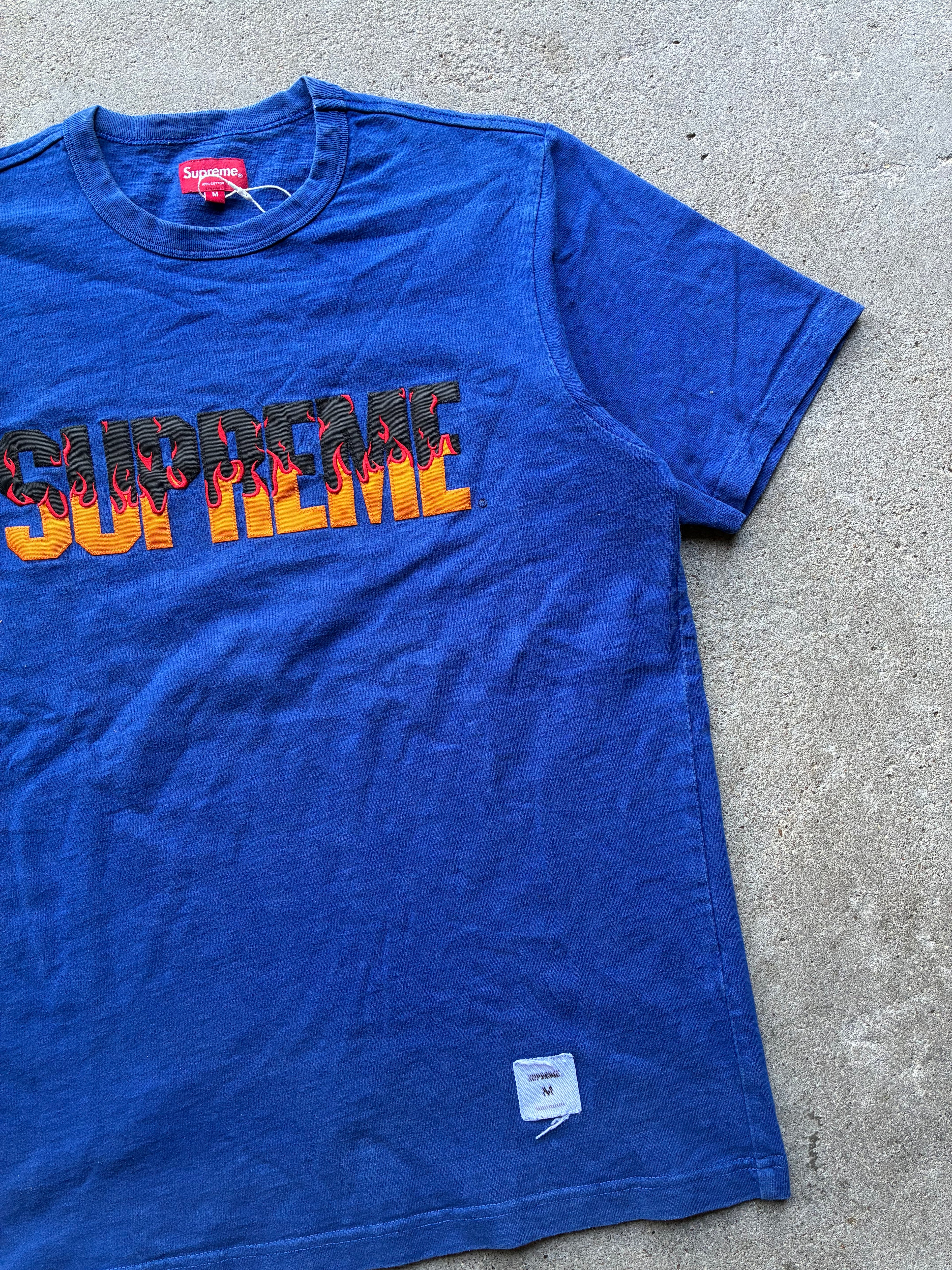 Supreme “FLAMES” Tee (M)