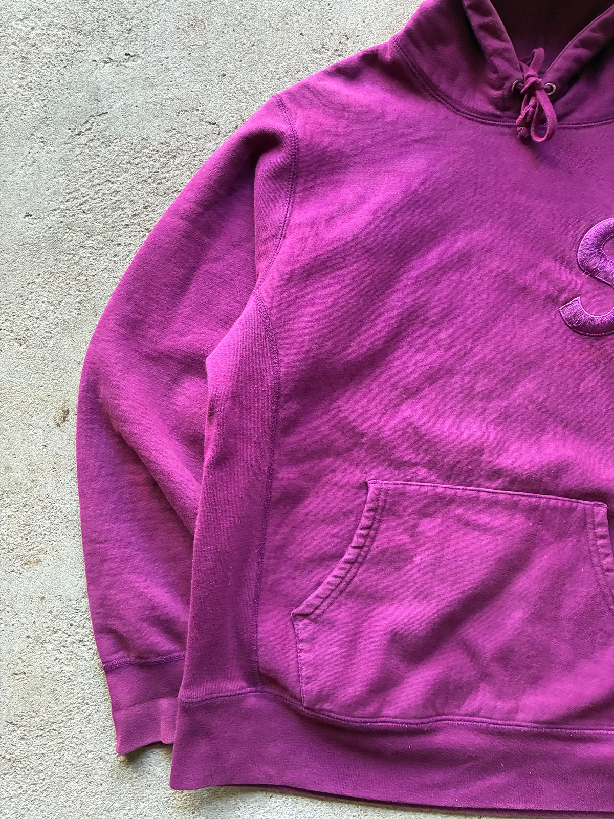 Supreme “TONAL S LOGO” Hoodie (M)