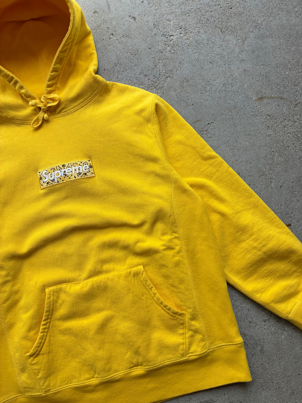 Supreme “BANDANA” Box Logo Hoodie (L)