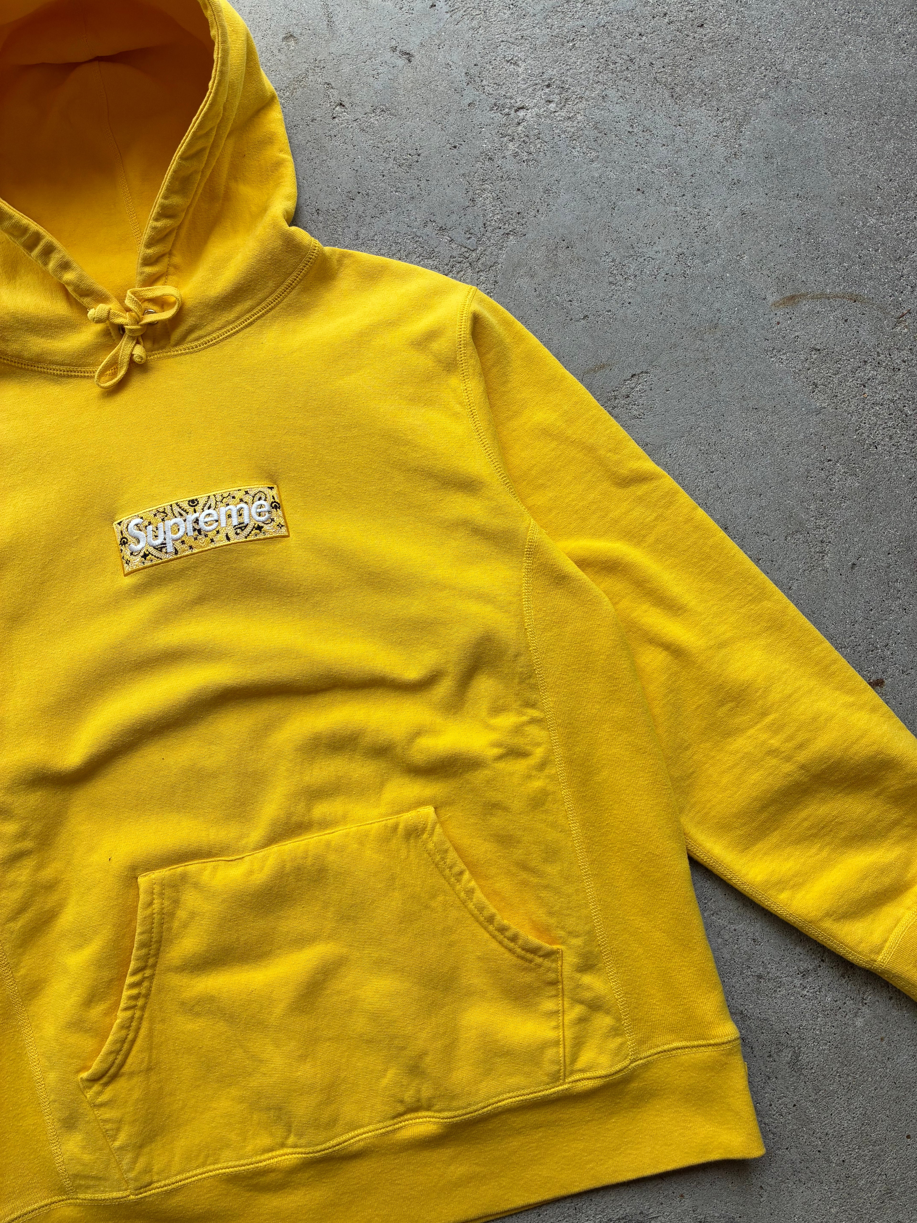Supreme “BANDANA” Box Logo Hoodie (L)