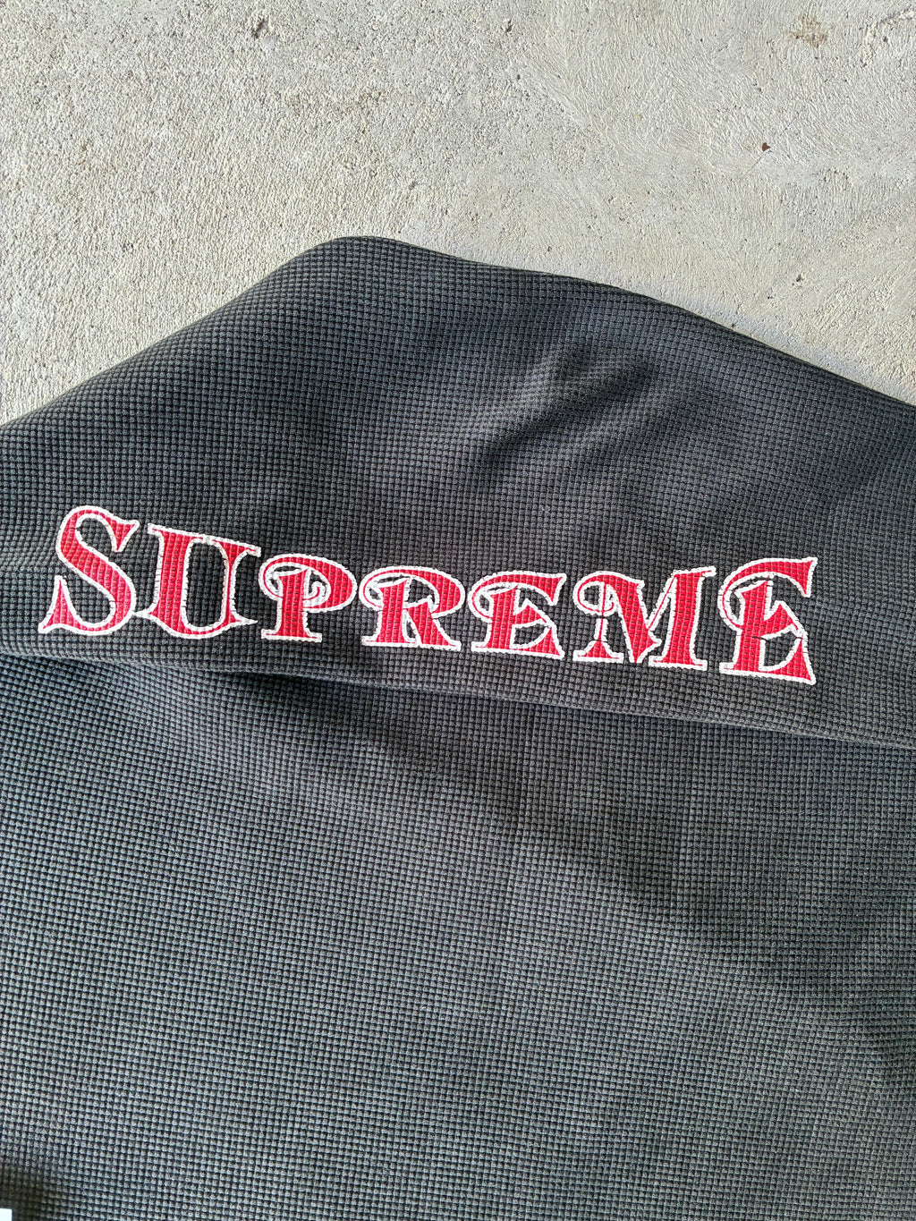Supreme “LOGO WAFFLE THERMAL” Long Sleeve (M)