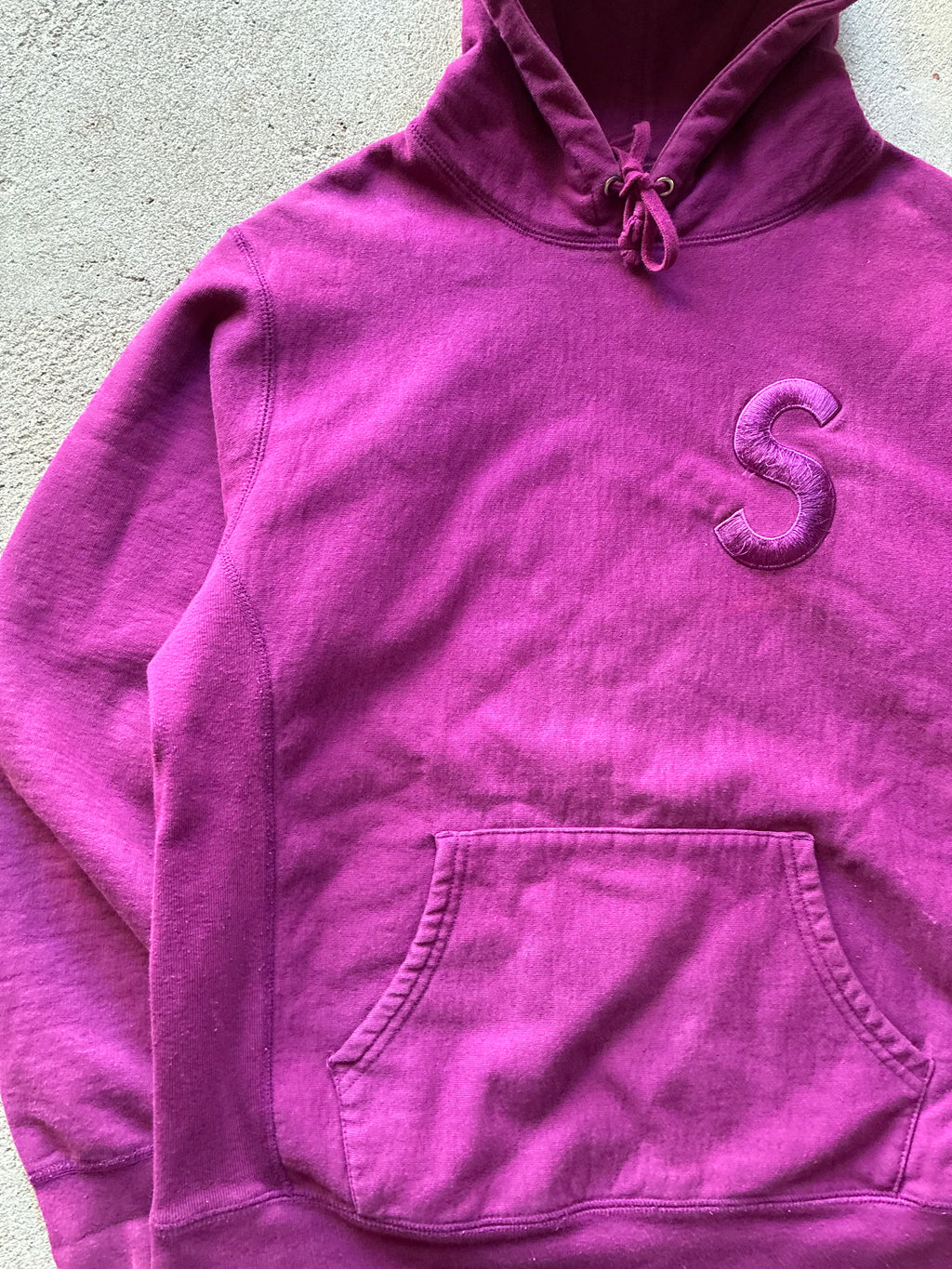 Supreme “TONAL S LOGO” Hoodie (M)