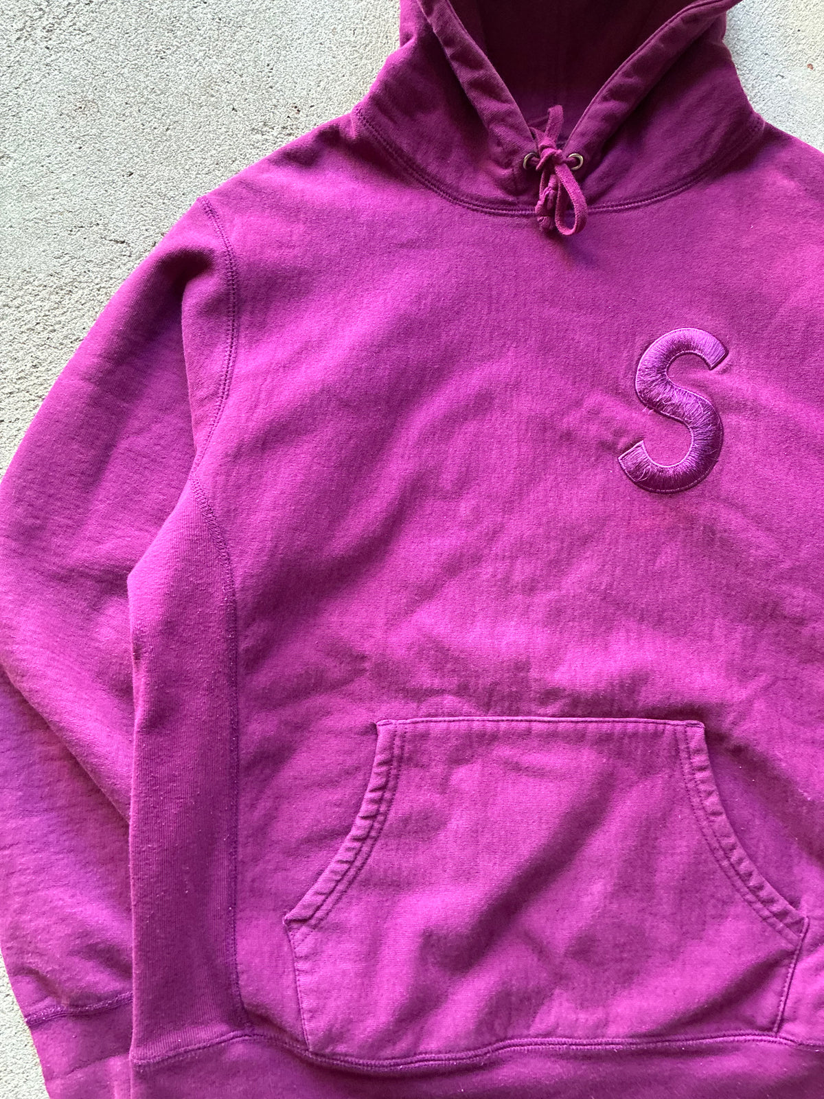 Supreme “TONAL S LOGO” Hoodie (M)
