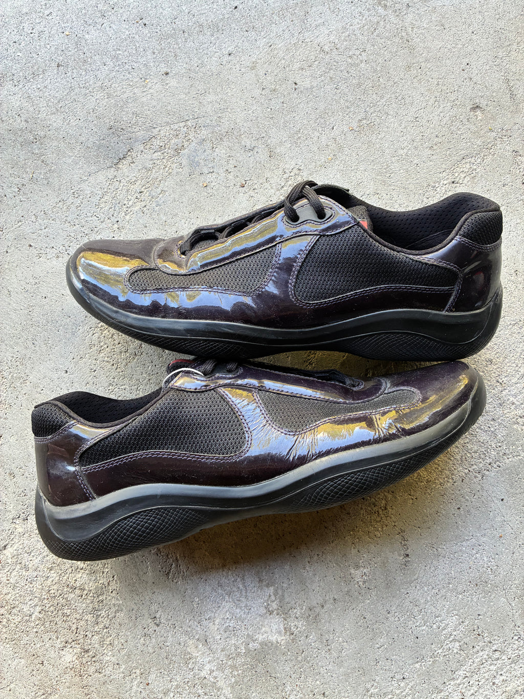 Vintage Prada patent leather cups (45,5)