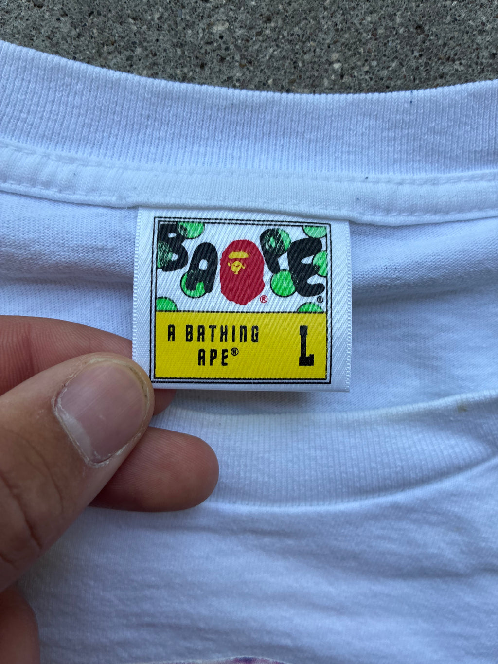 Supreme “EKSLUSIVE JAPAN” Tee (L)