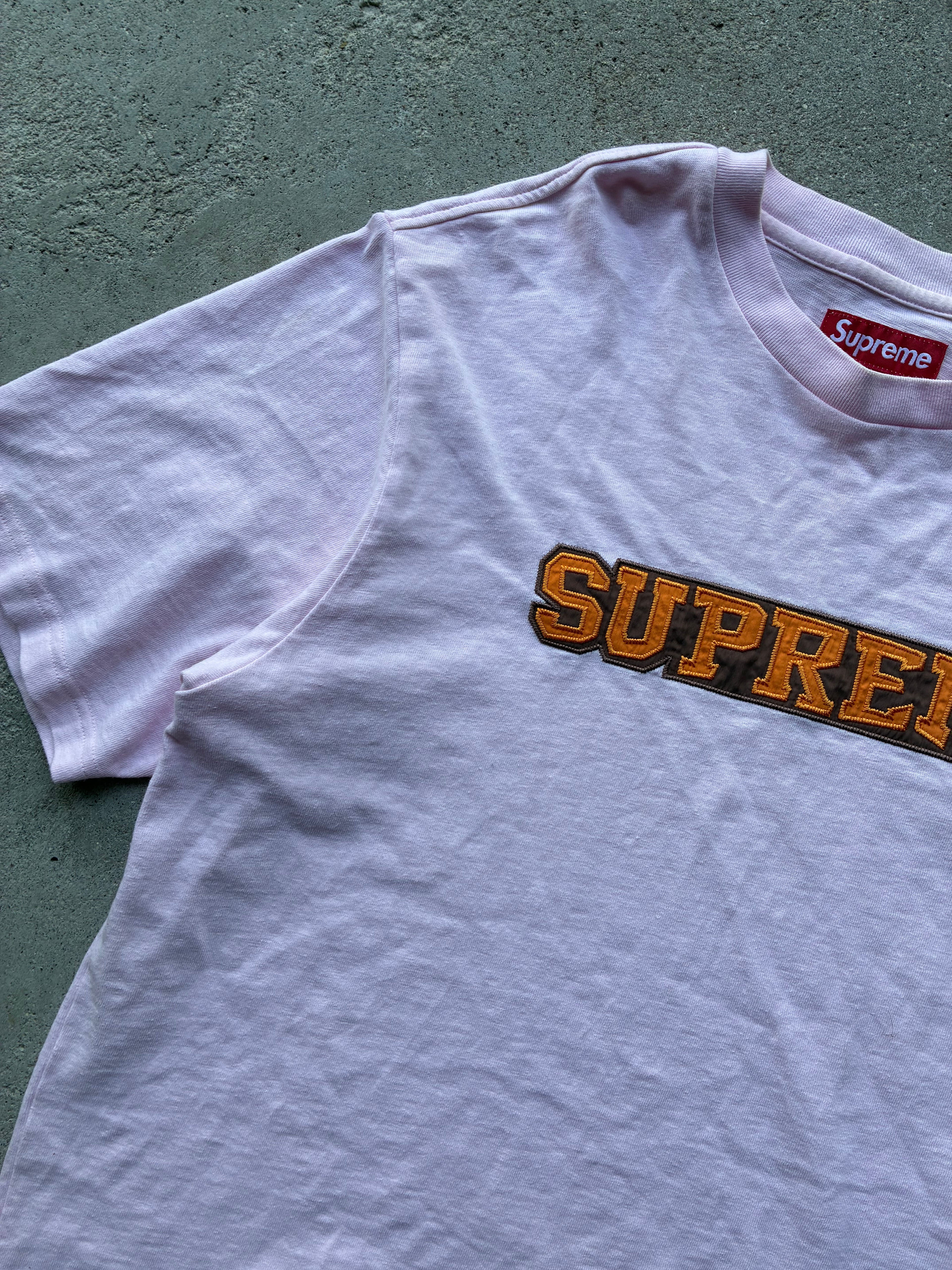 Supreme “SATIN APPLEQUE SS25” Tee (M)
