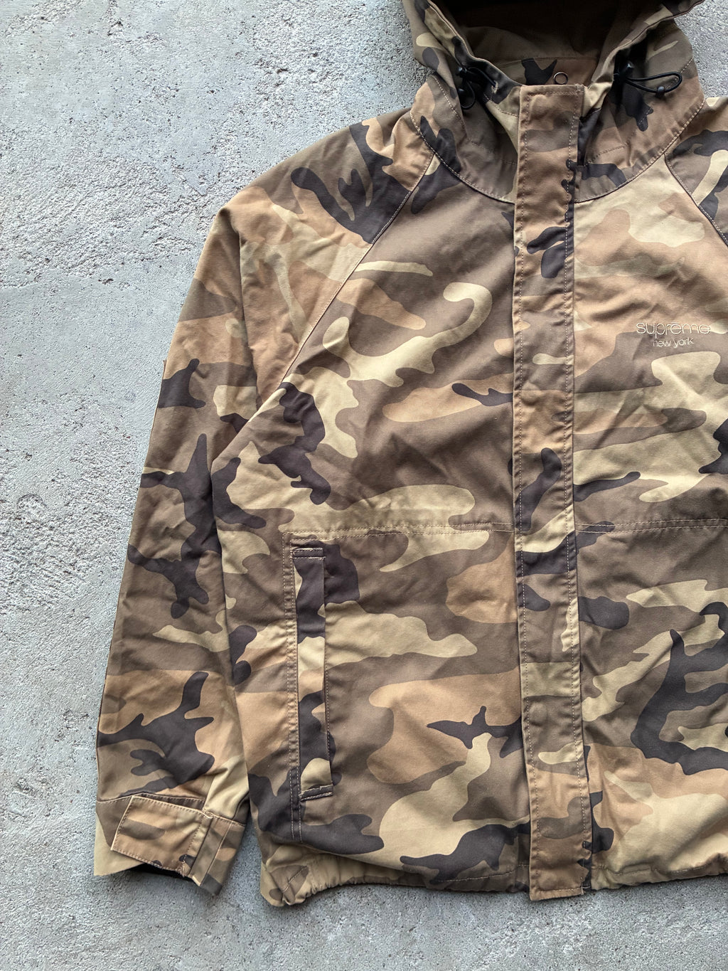 Supreme “CAMO COTTON FIELD” Jacket (M)