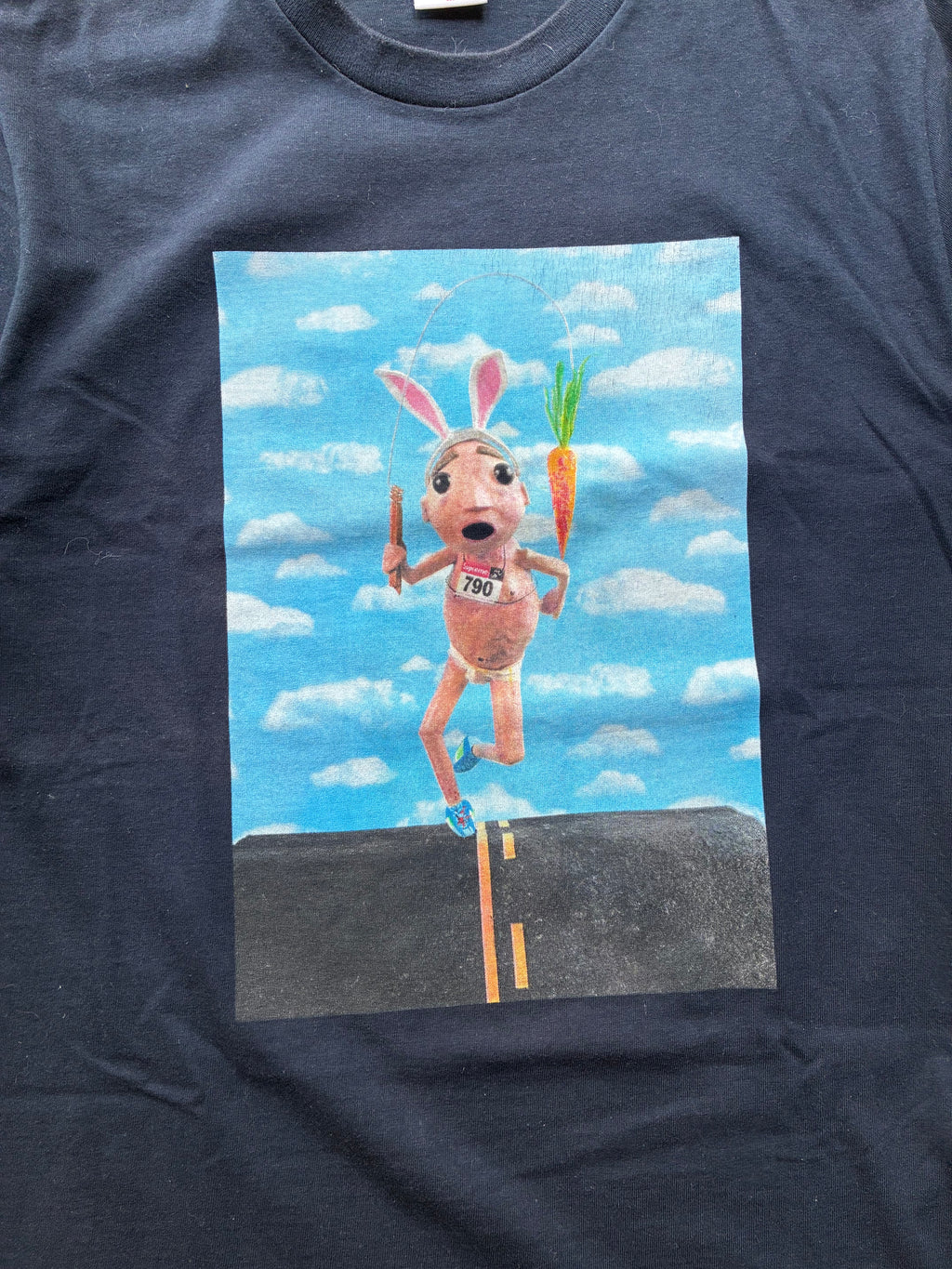 Supreme “MIKE HILL RUNNER” Tee (M)