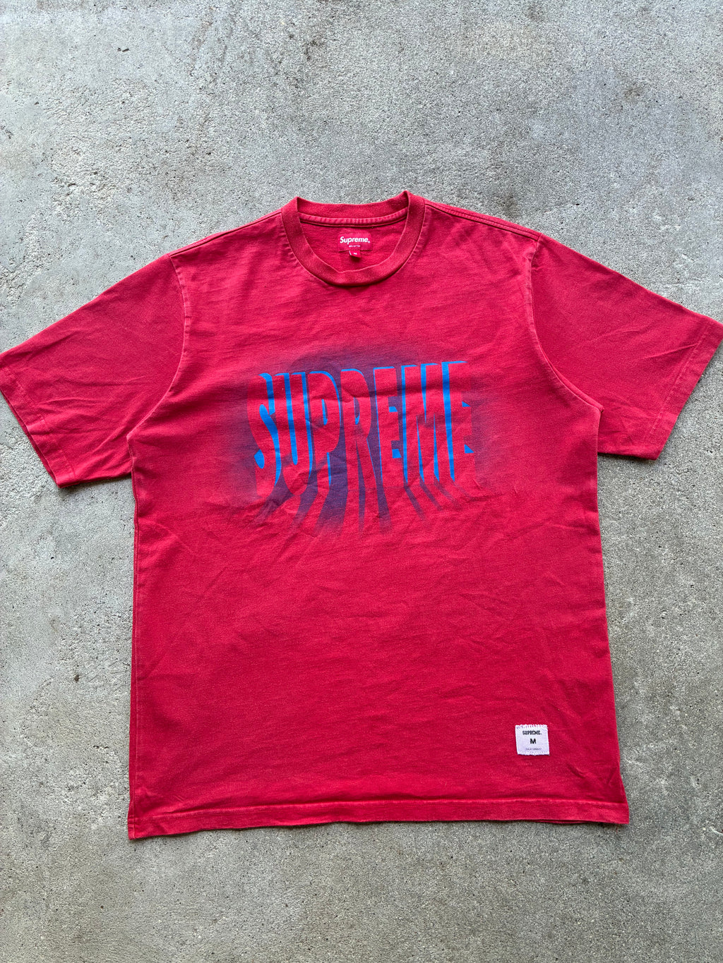 Supreme “LIGHT SS” tee (M)
