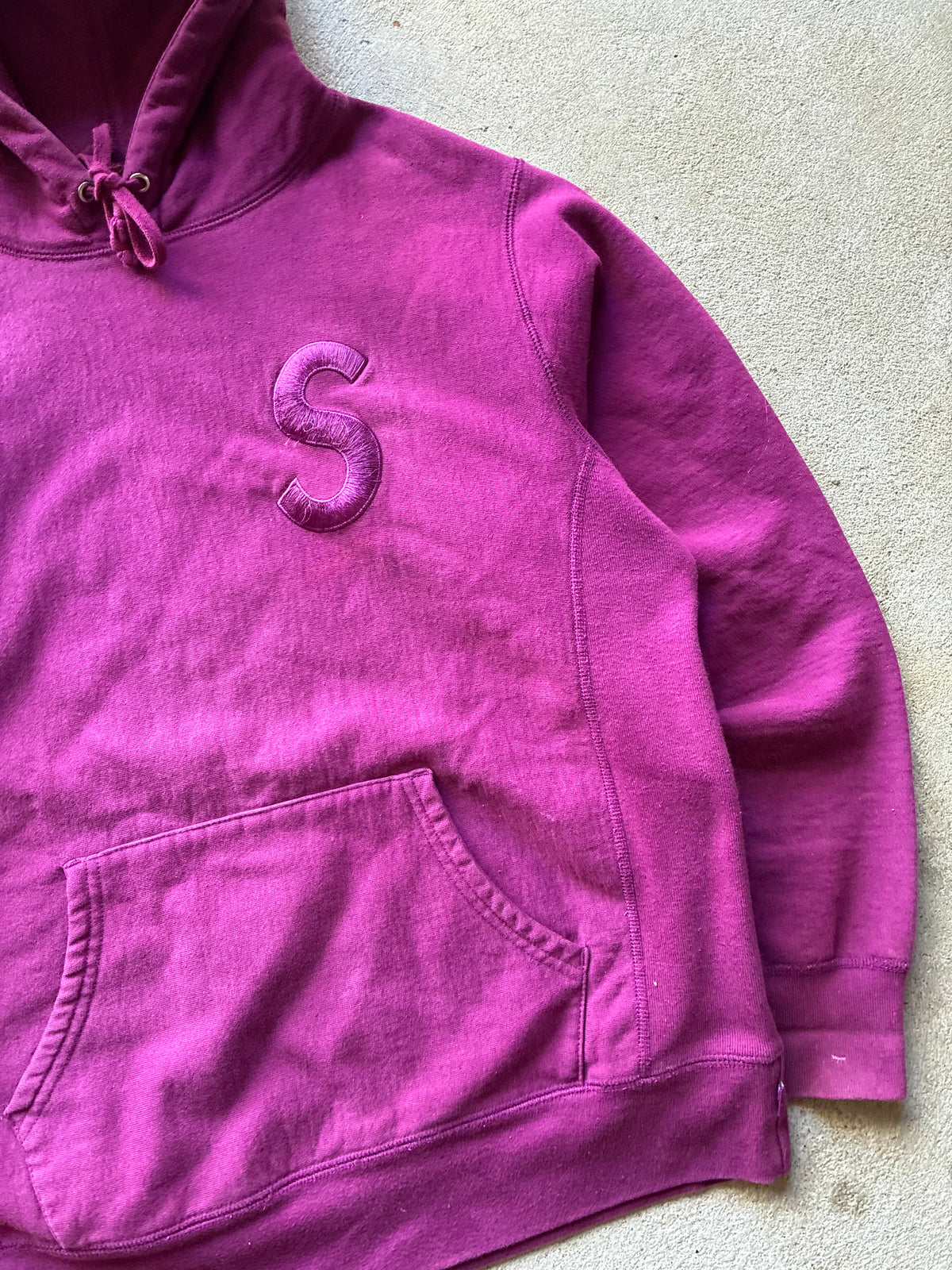 Supreme “TONAL S LOGO” Hoodie (M)