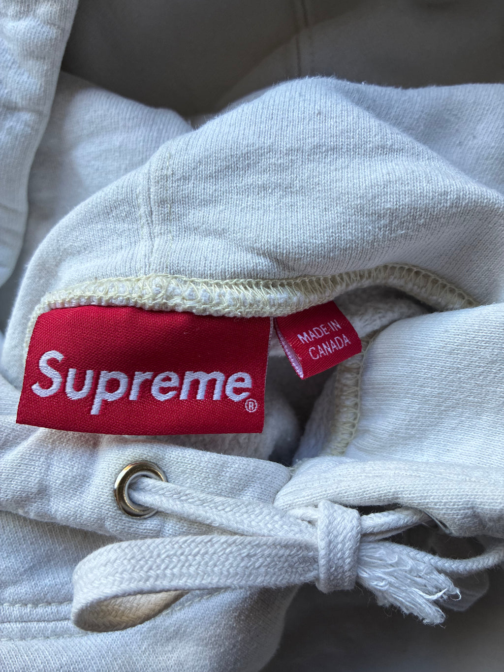 Supreme “ARABIC LOGO” Hoodie (XL)