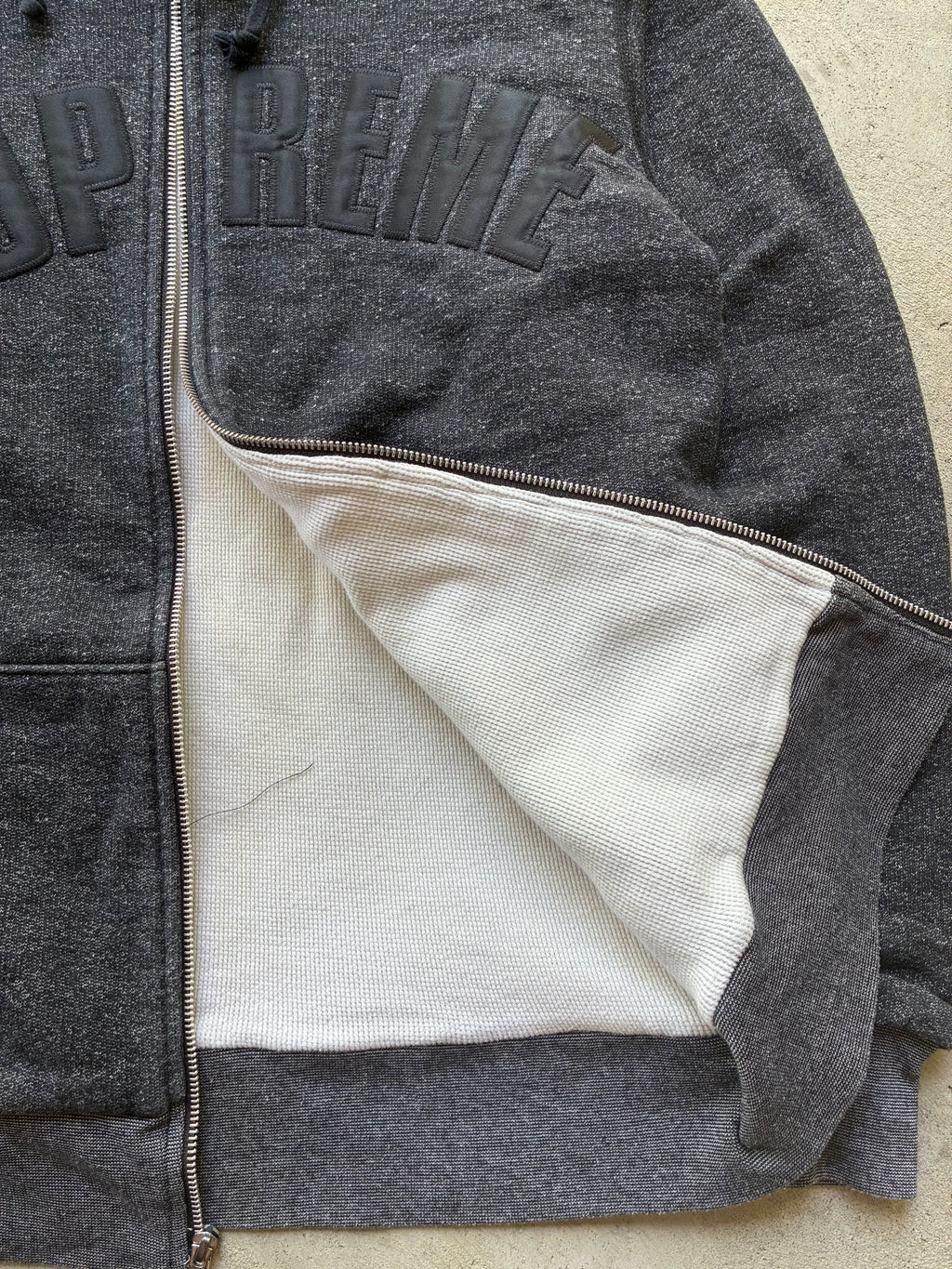 Supreme “THERMAL ARC LOGO 2010” zip up hoodie (M)