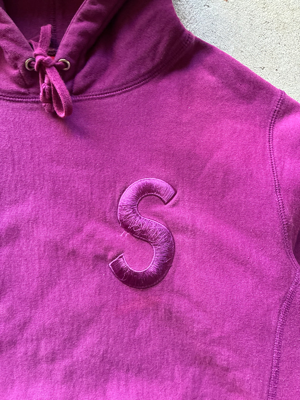 Supreme “TONAL S LOGO” Hoodie (M)