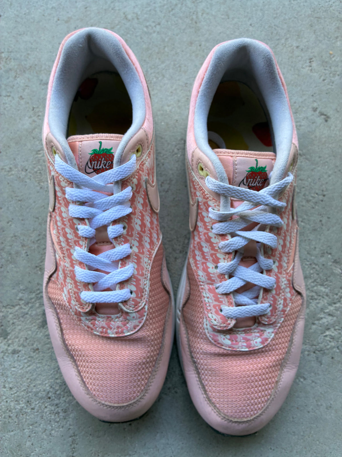 Nike Air Max 1 strawberry lemonade