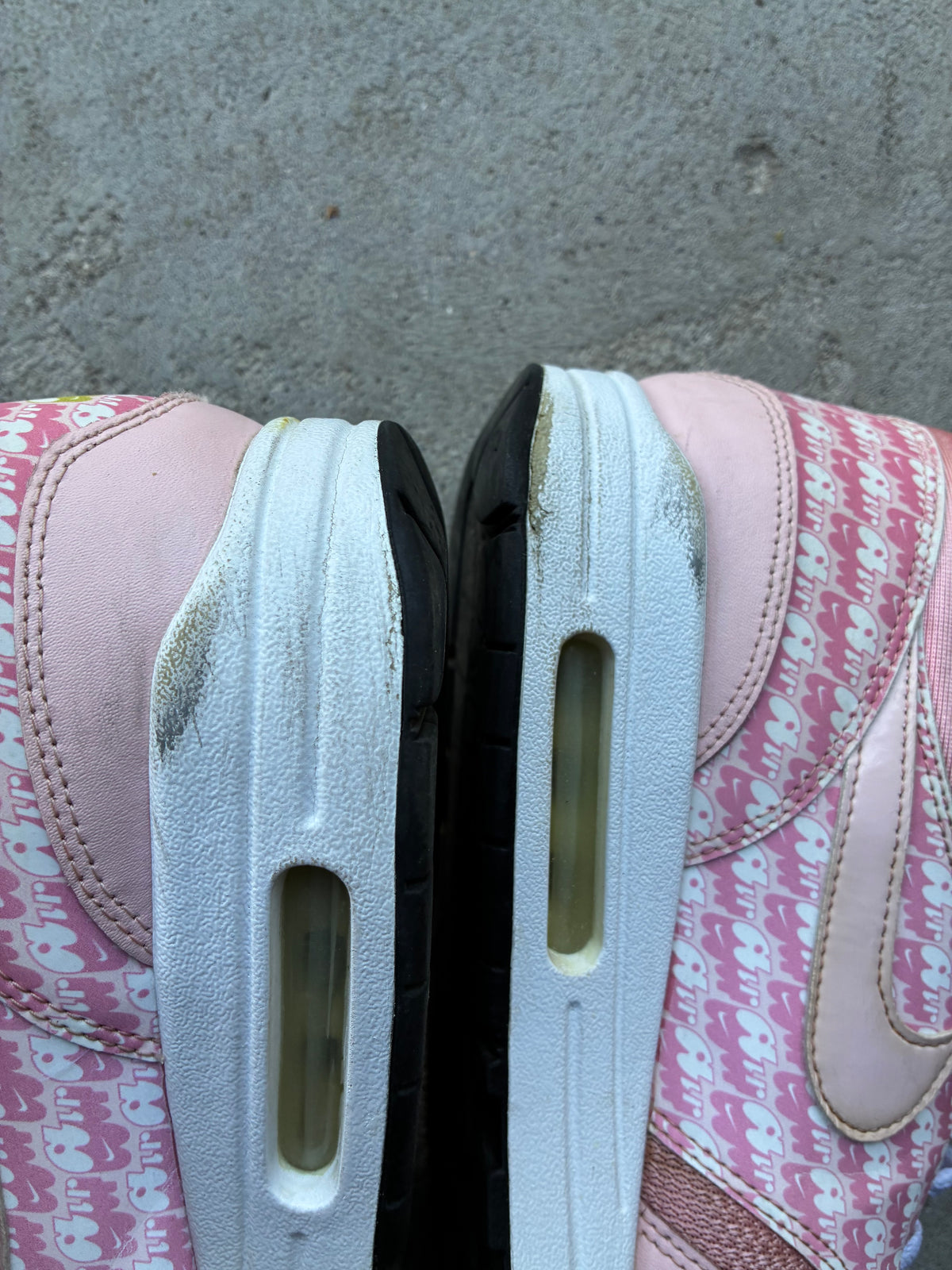 Nike Air Max 1 strawberry lemonade